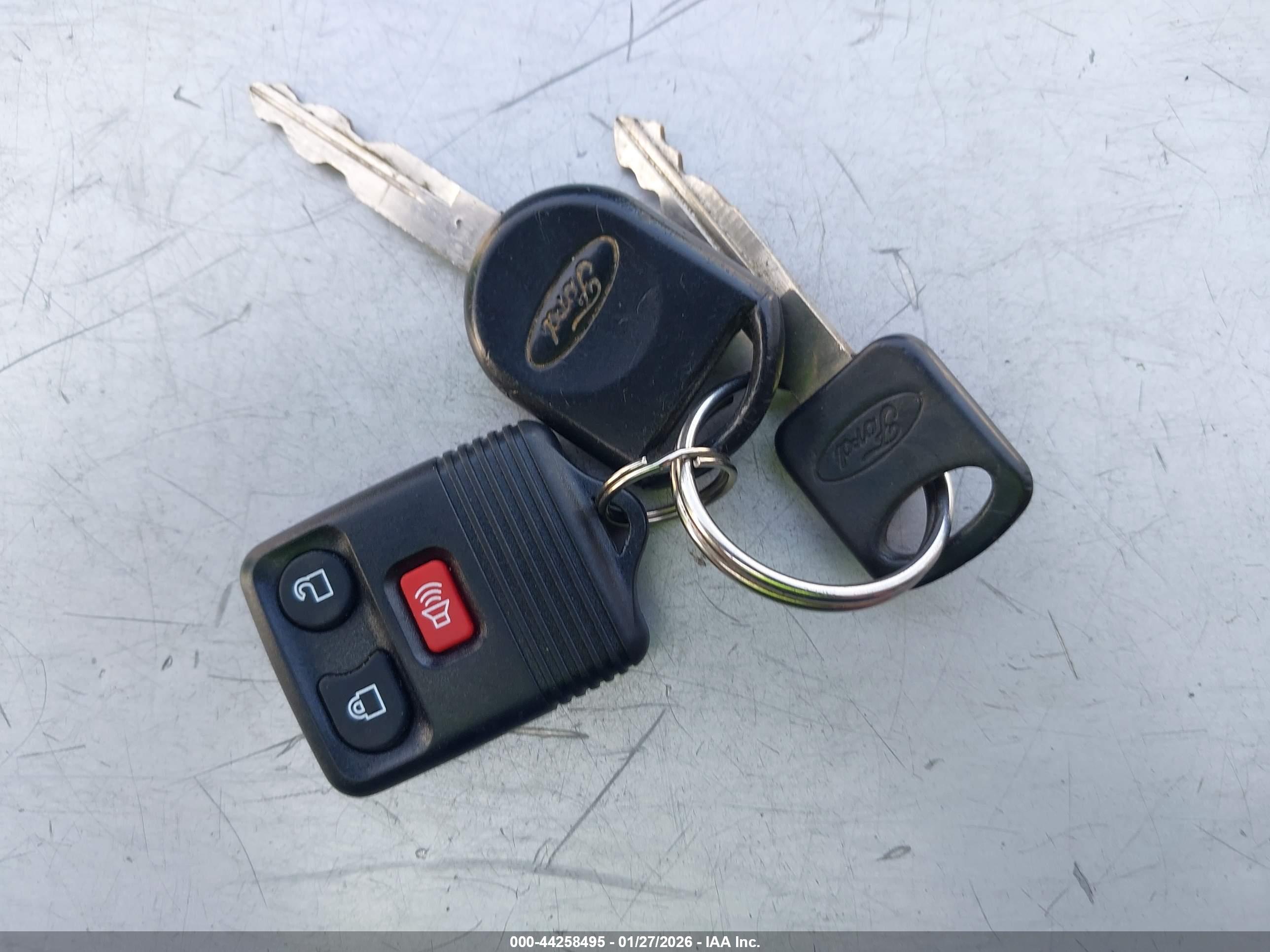 FORD EXPLORER image 11