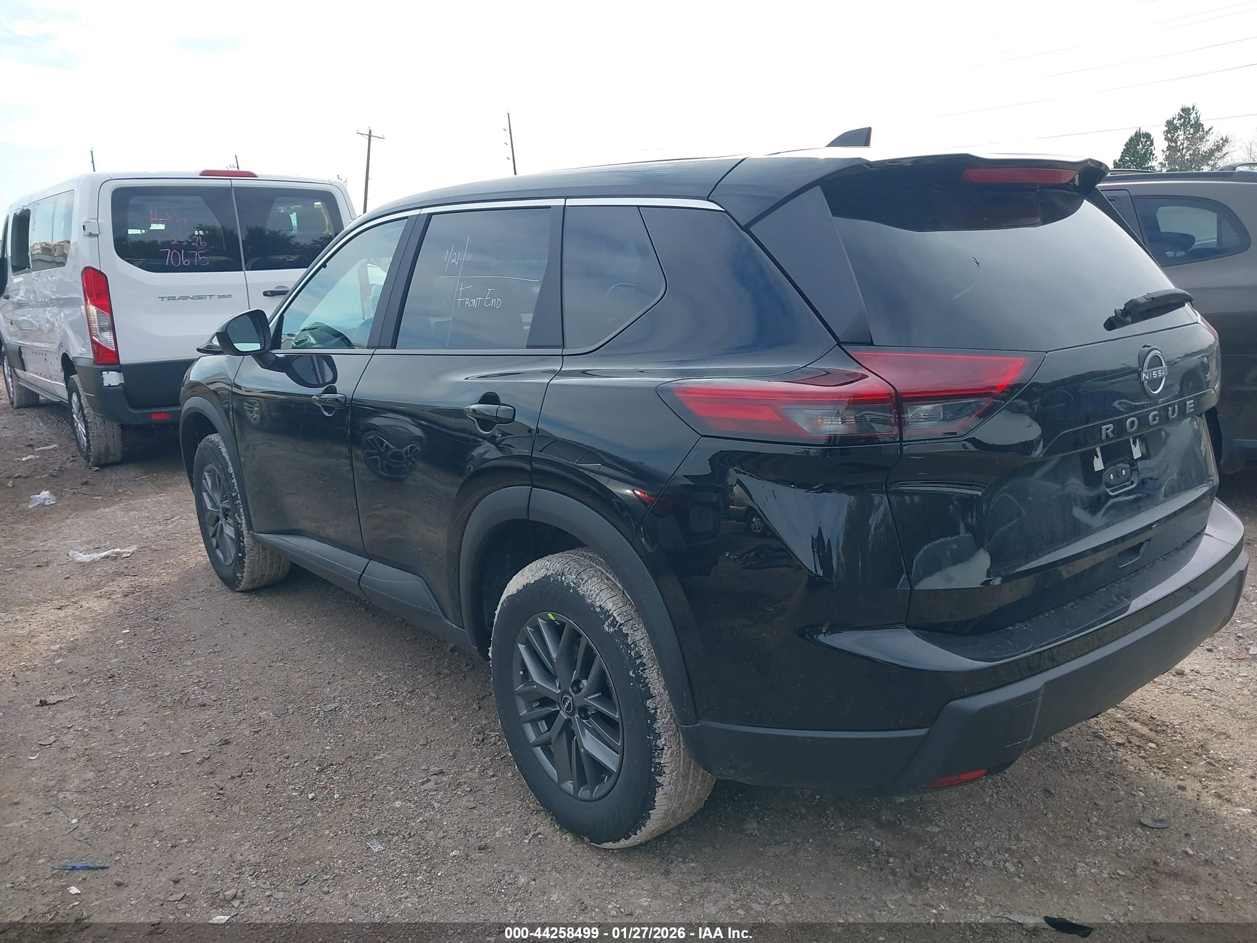 NISSAN ROGUE image 3