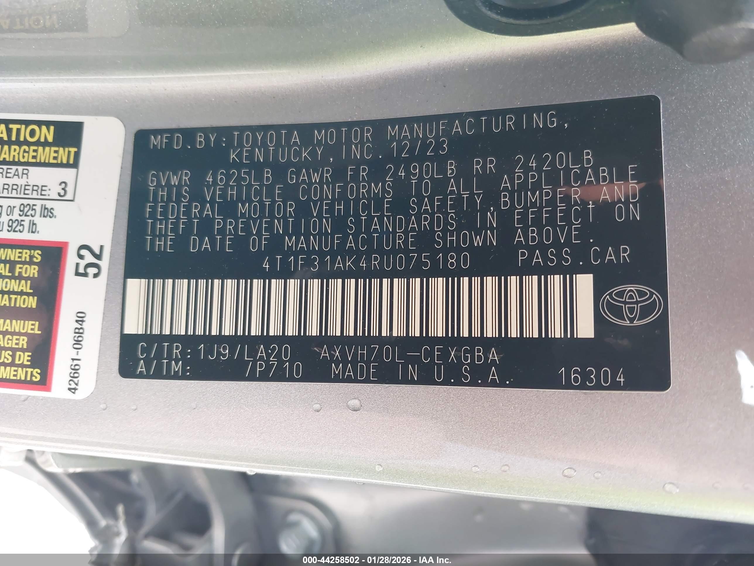 TOYOTA CAMRY image 9