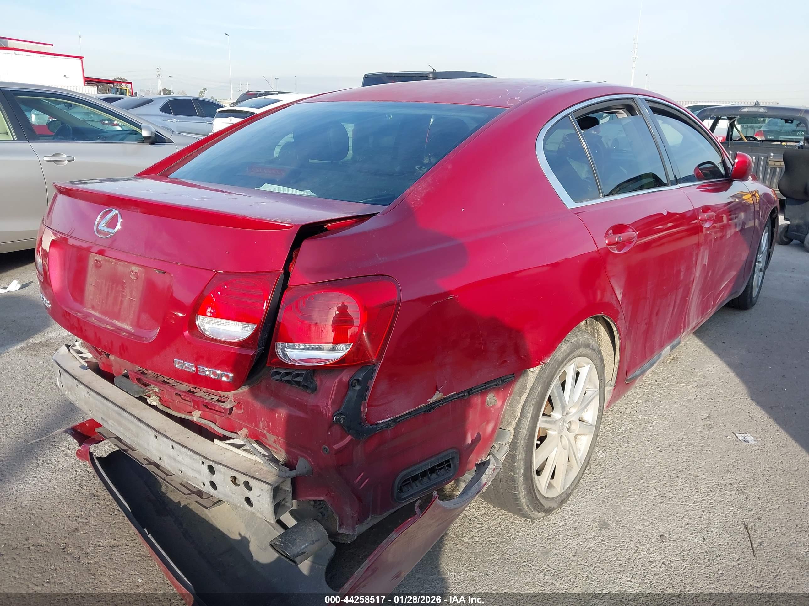 LEXUS GS image 4
