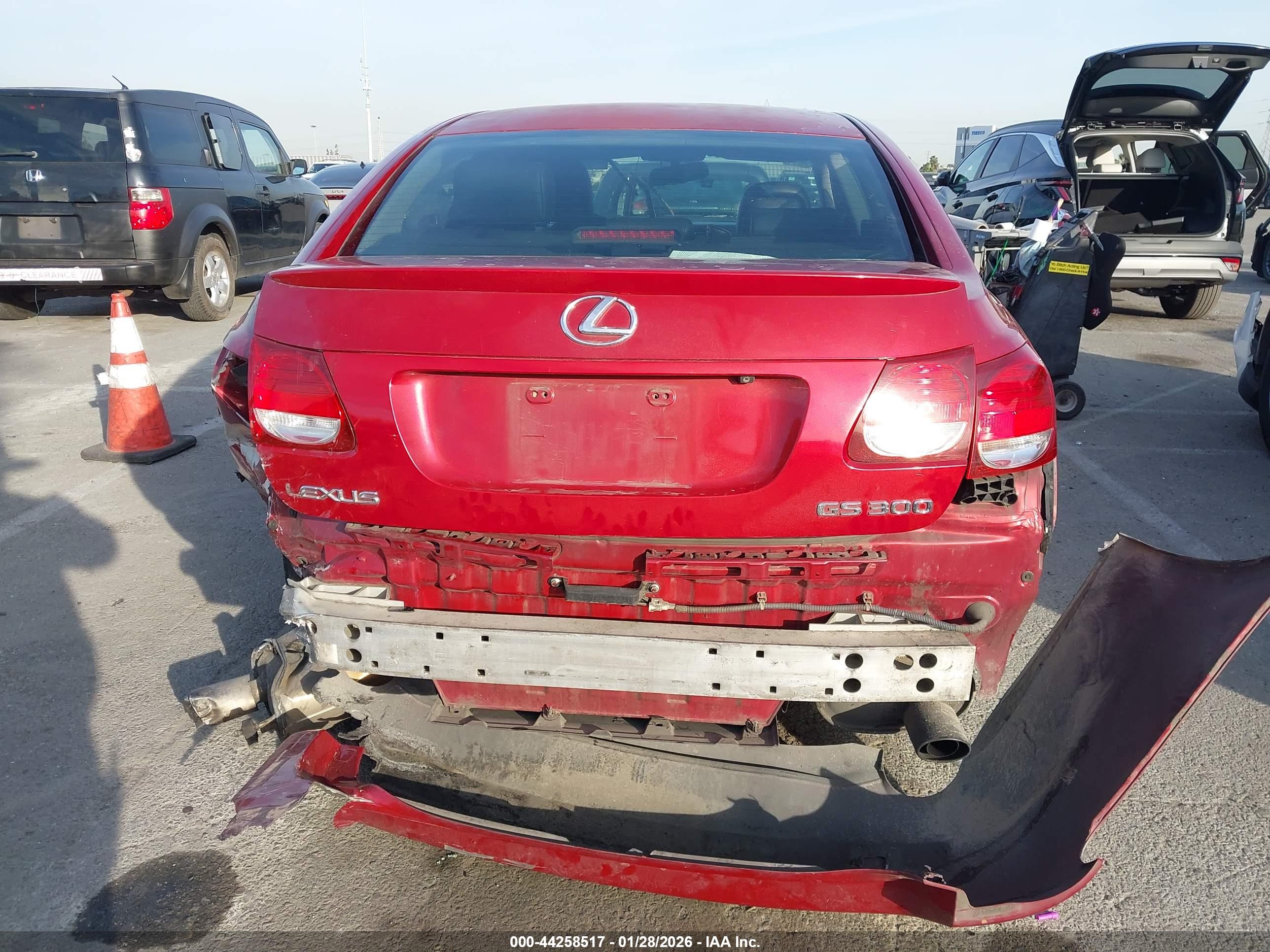 LEXUS GS image 6