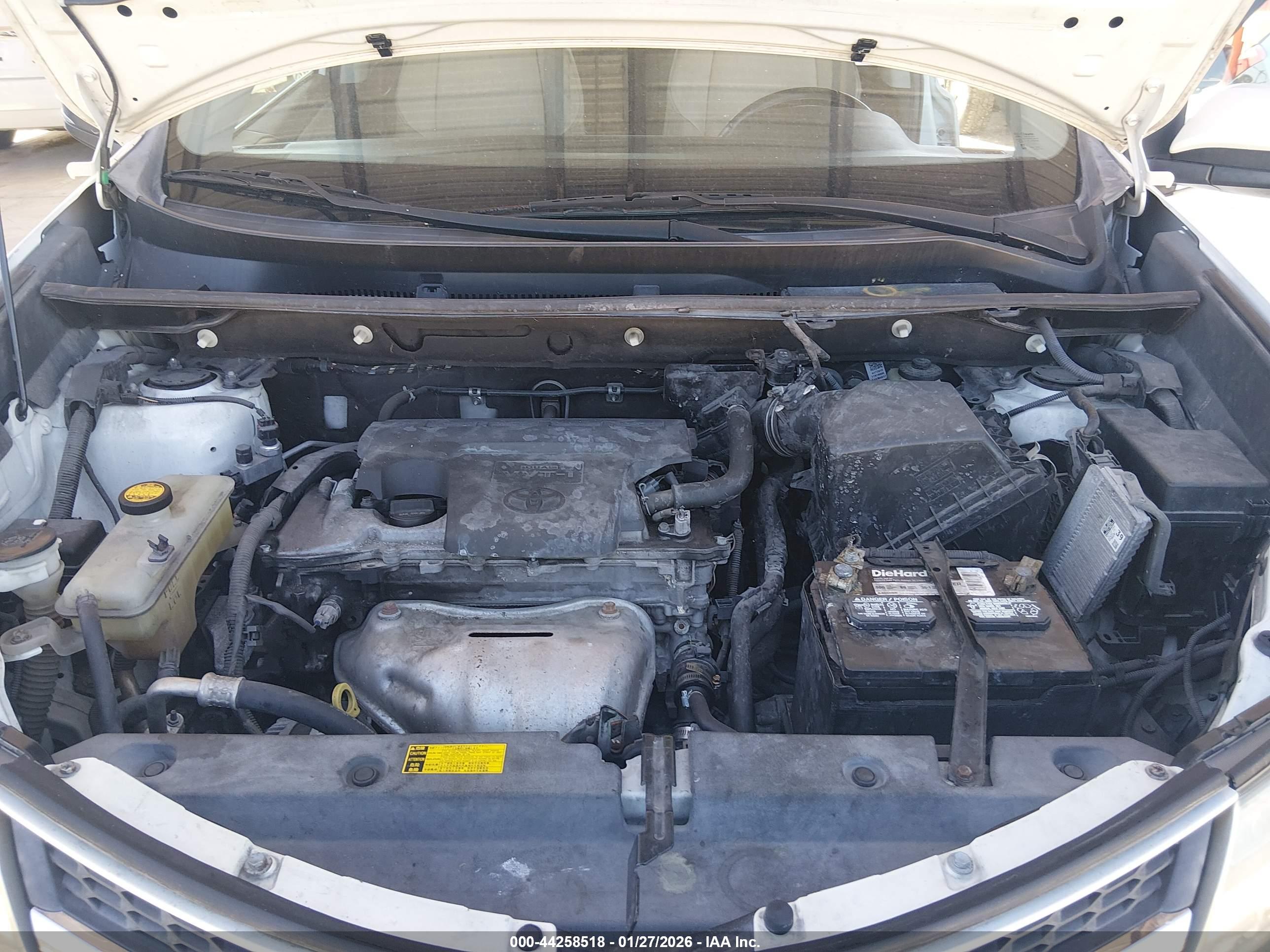 TOYOTA RAV4 image 10
