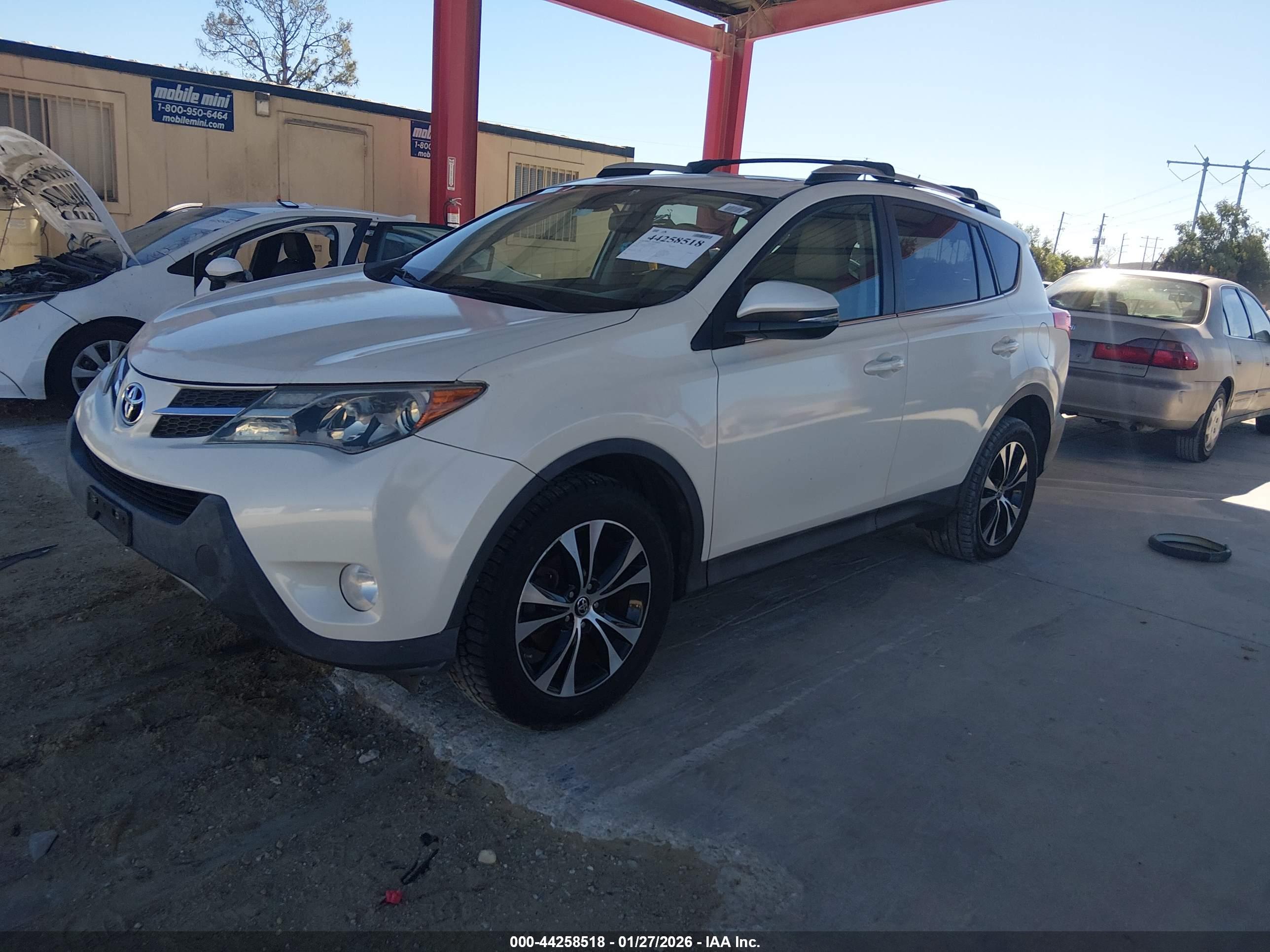 TOYOTA RAV4 image 2