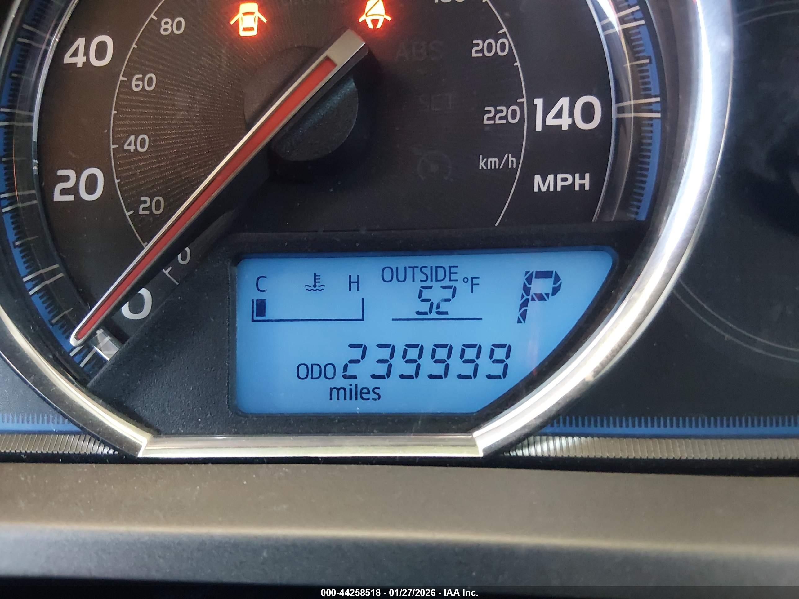 TOYOTA RAV4 image 7