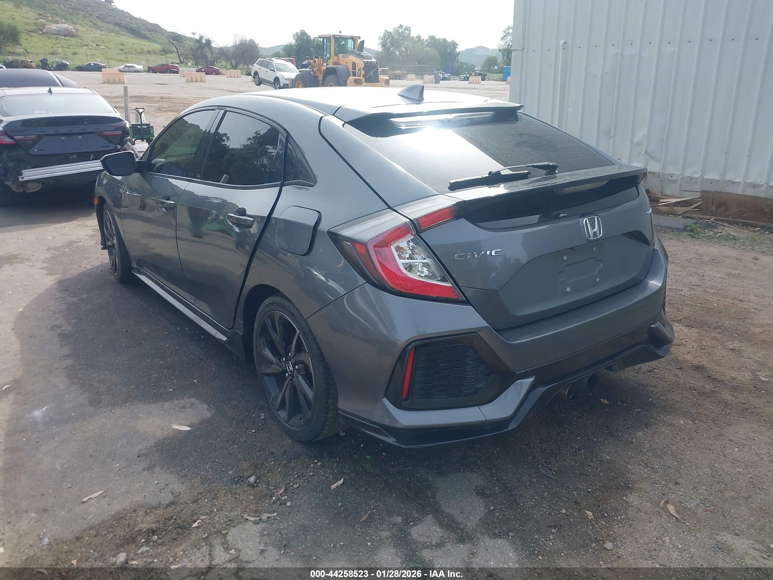 HONDA CIVIC image 3