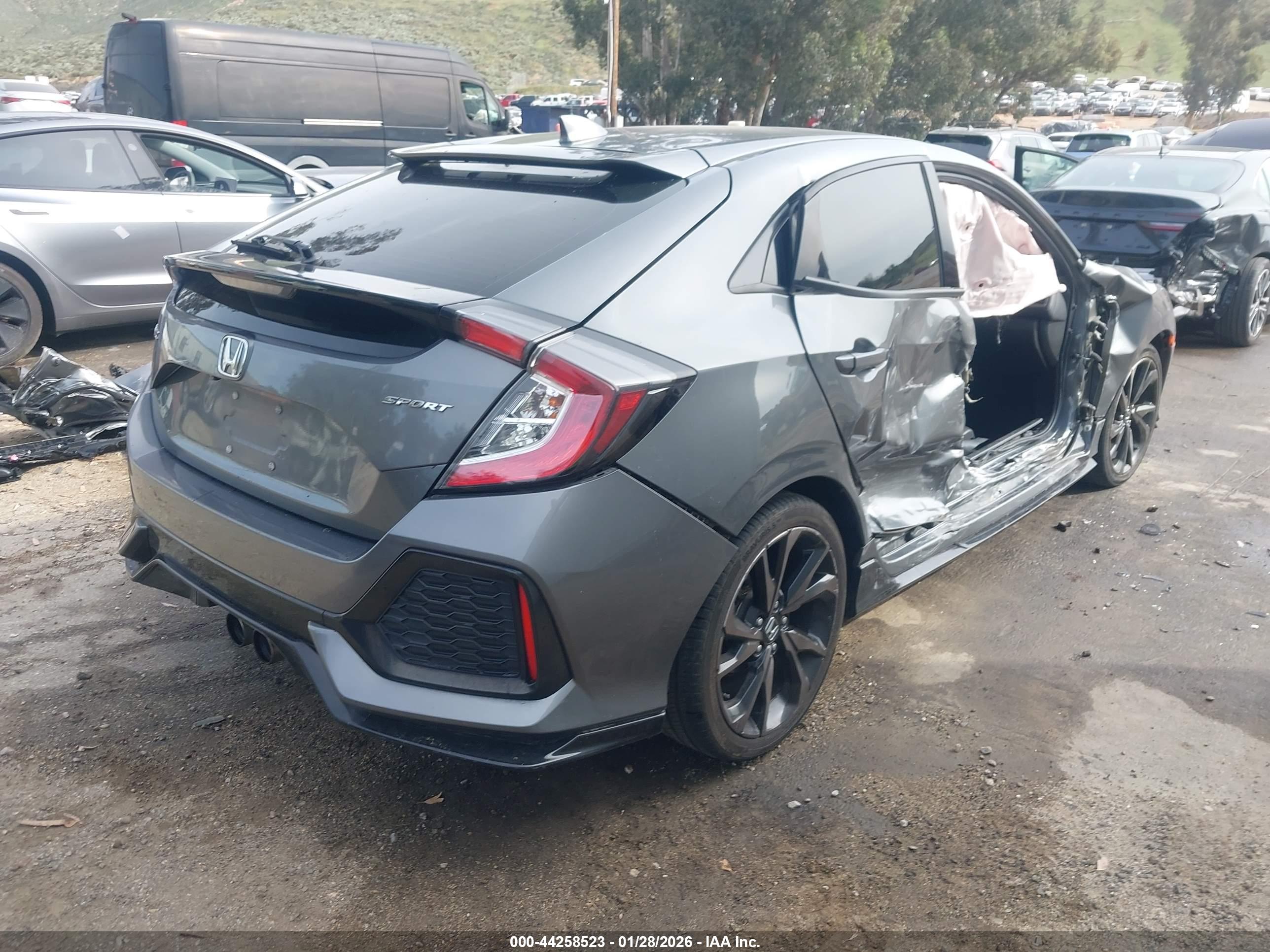 HONDA CIVIC image 4