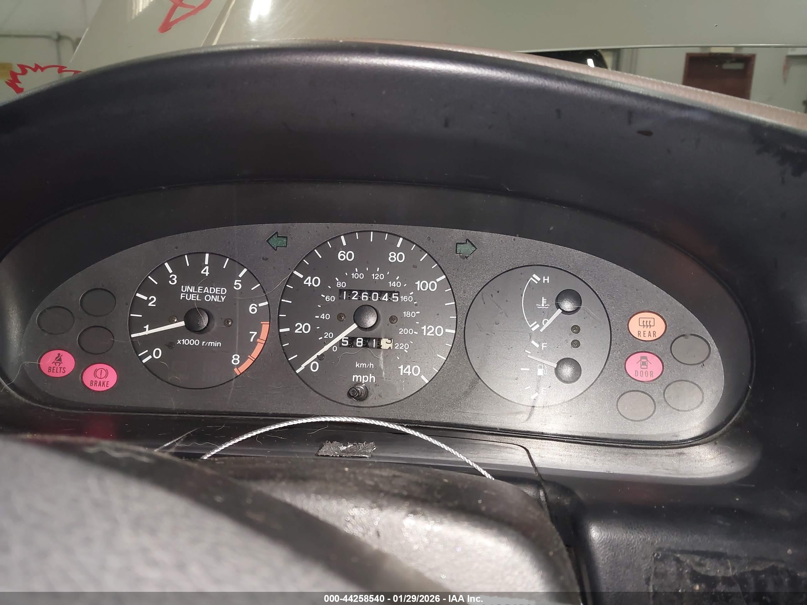 MAZDA PROTEGE image 7
