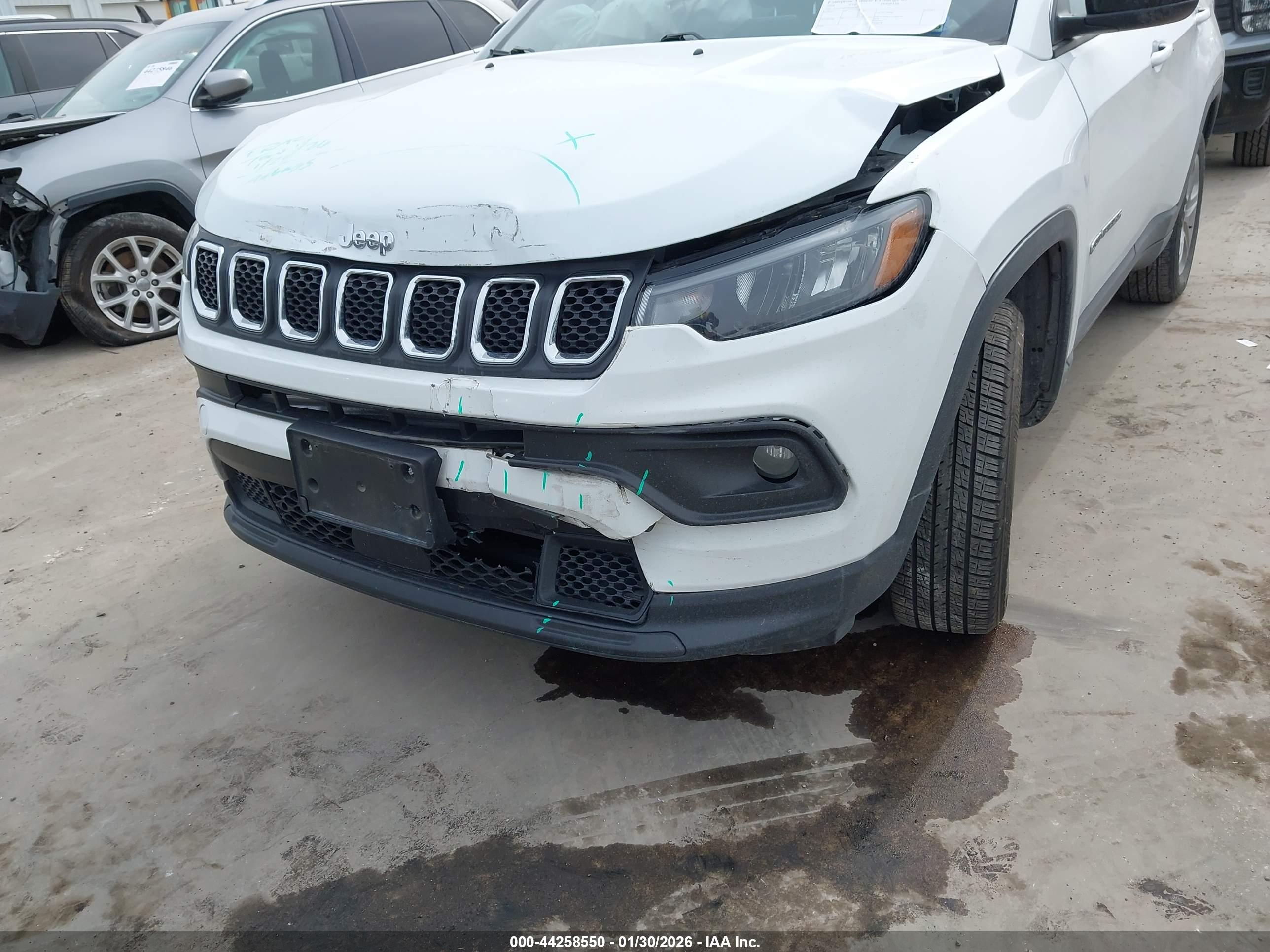 JEEP COMPASS image 6