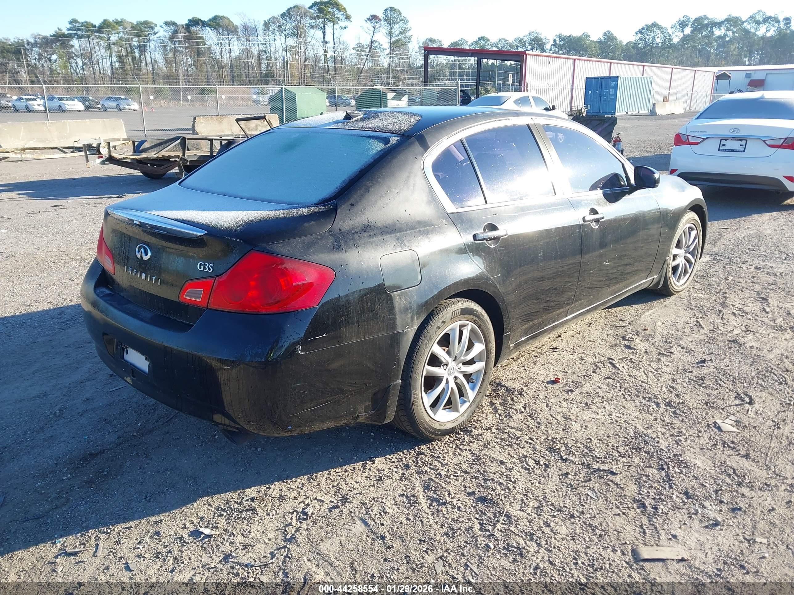 INFINITI G35 image 4