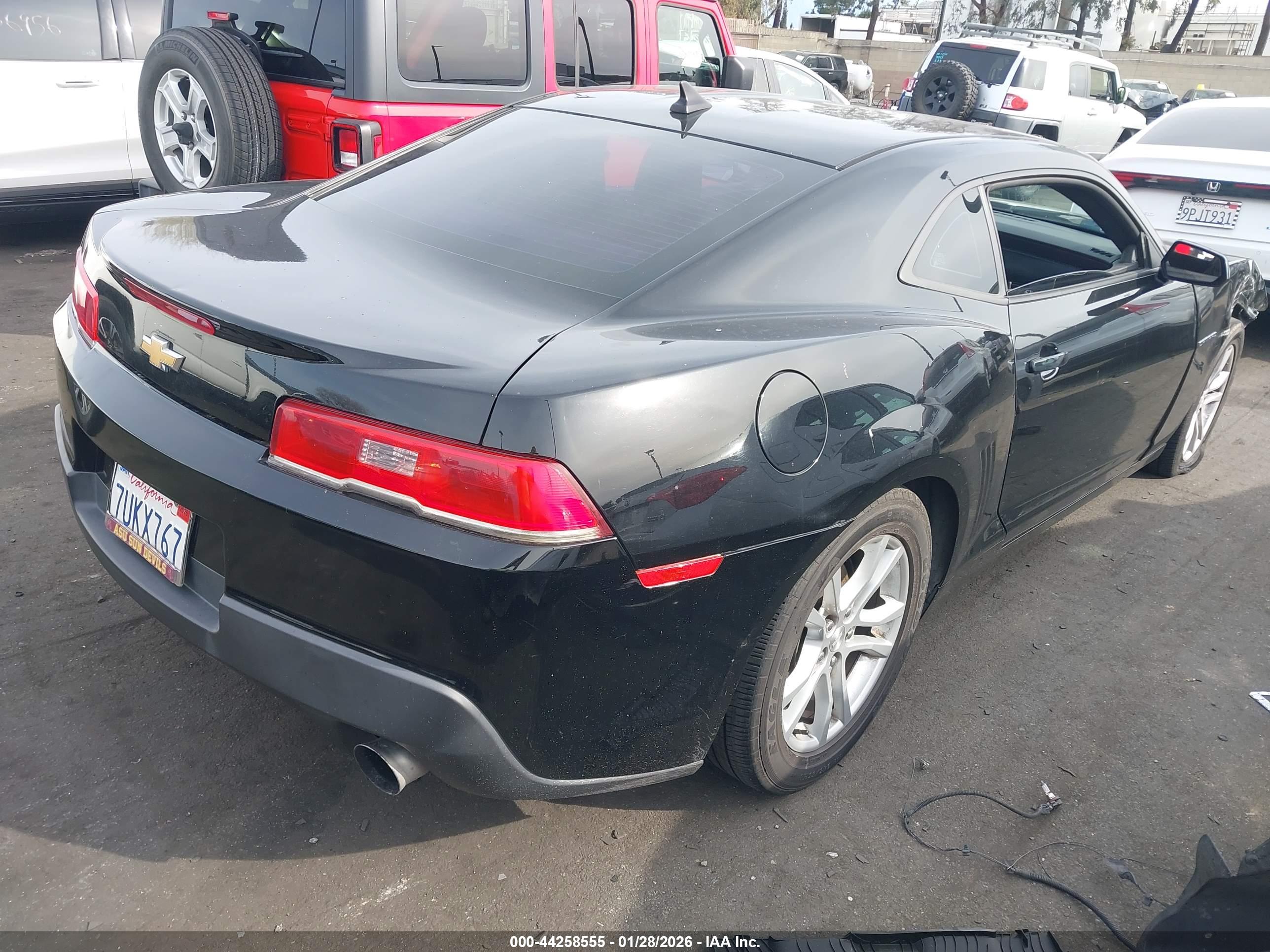 CHEVROLET CAMARO image 4