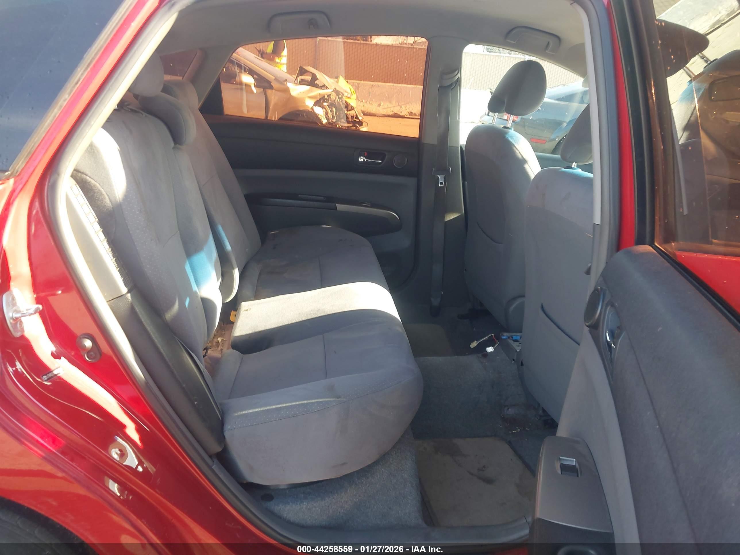 TOYOTA PRIUS image 8