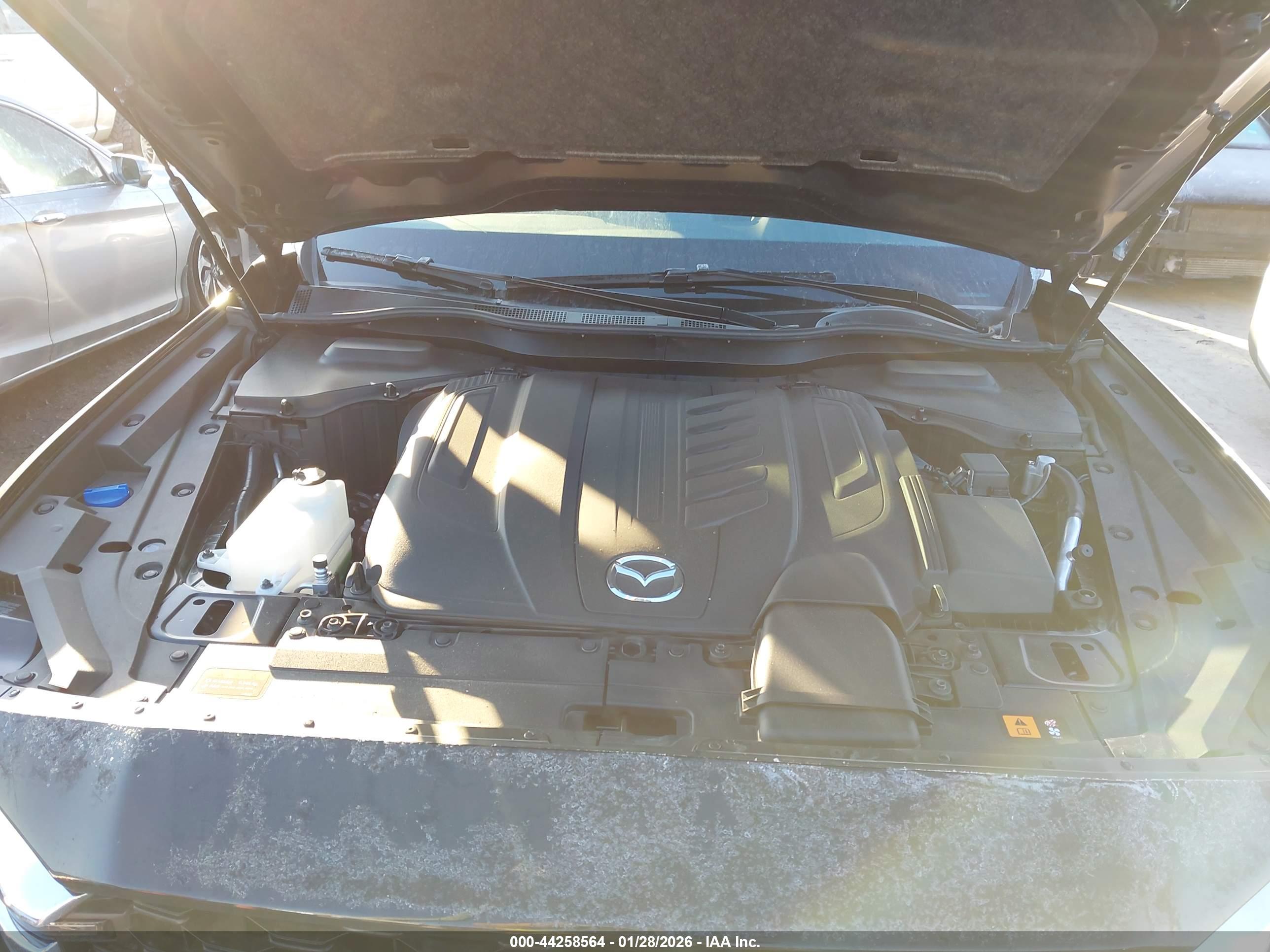 MAZDA CX-90 image 10