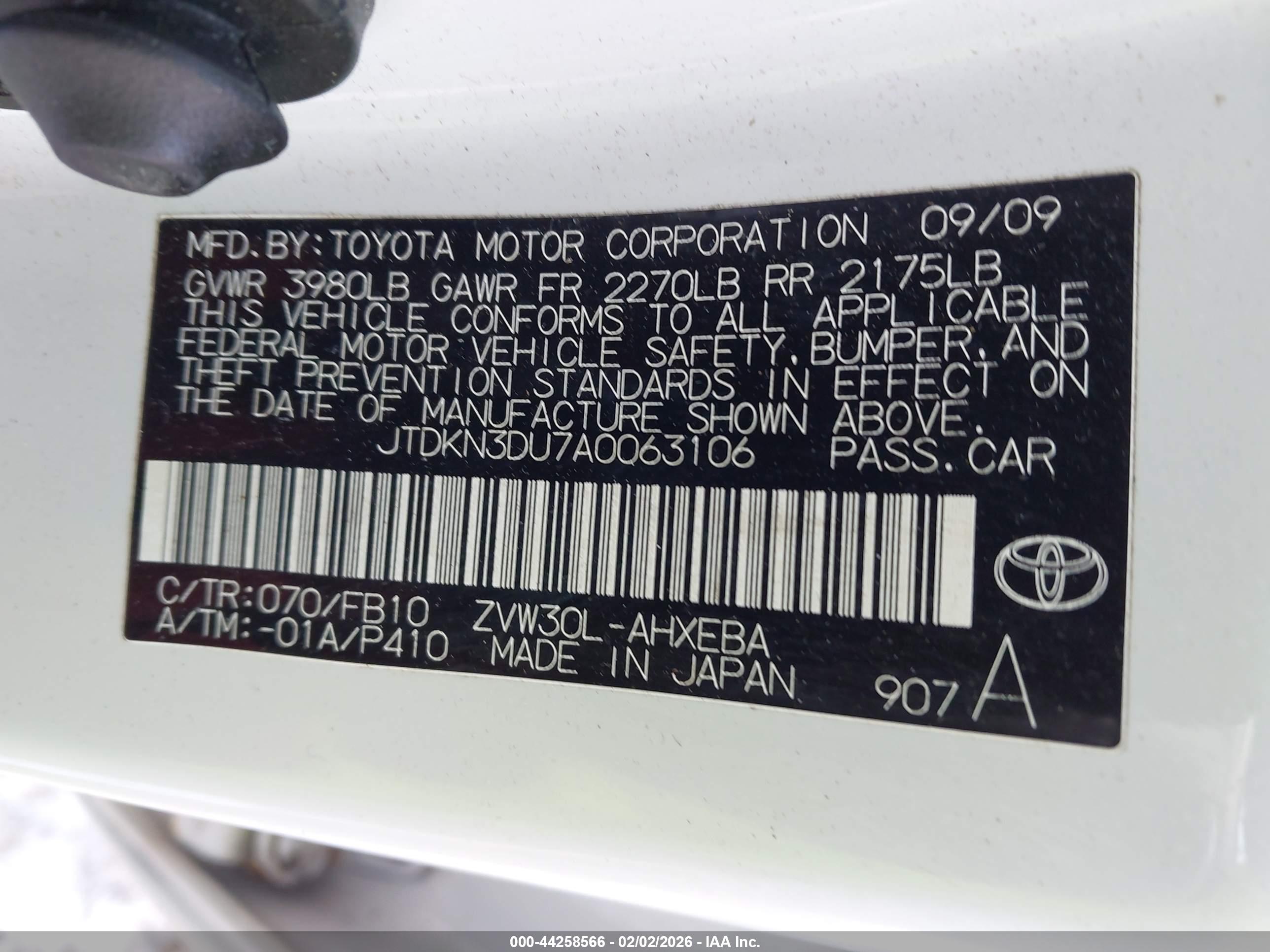 TOYOTA PRIUS image 9