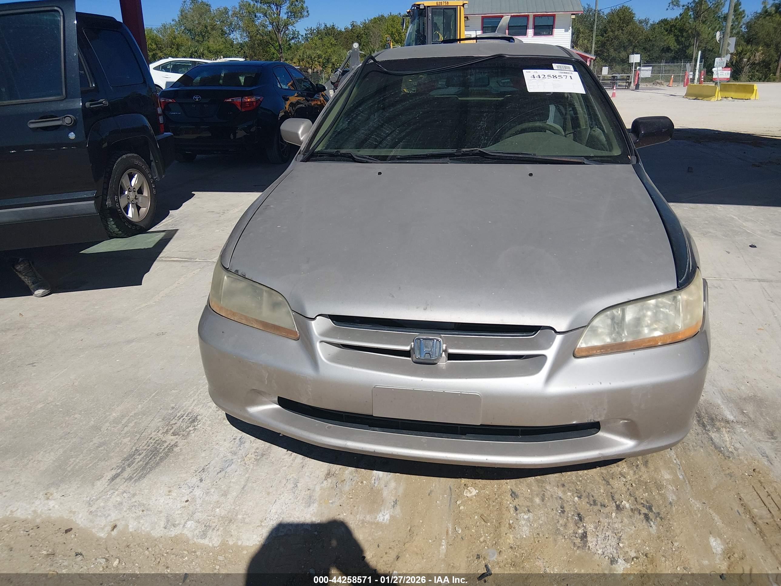 HONDA ACCORD image 6