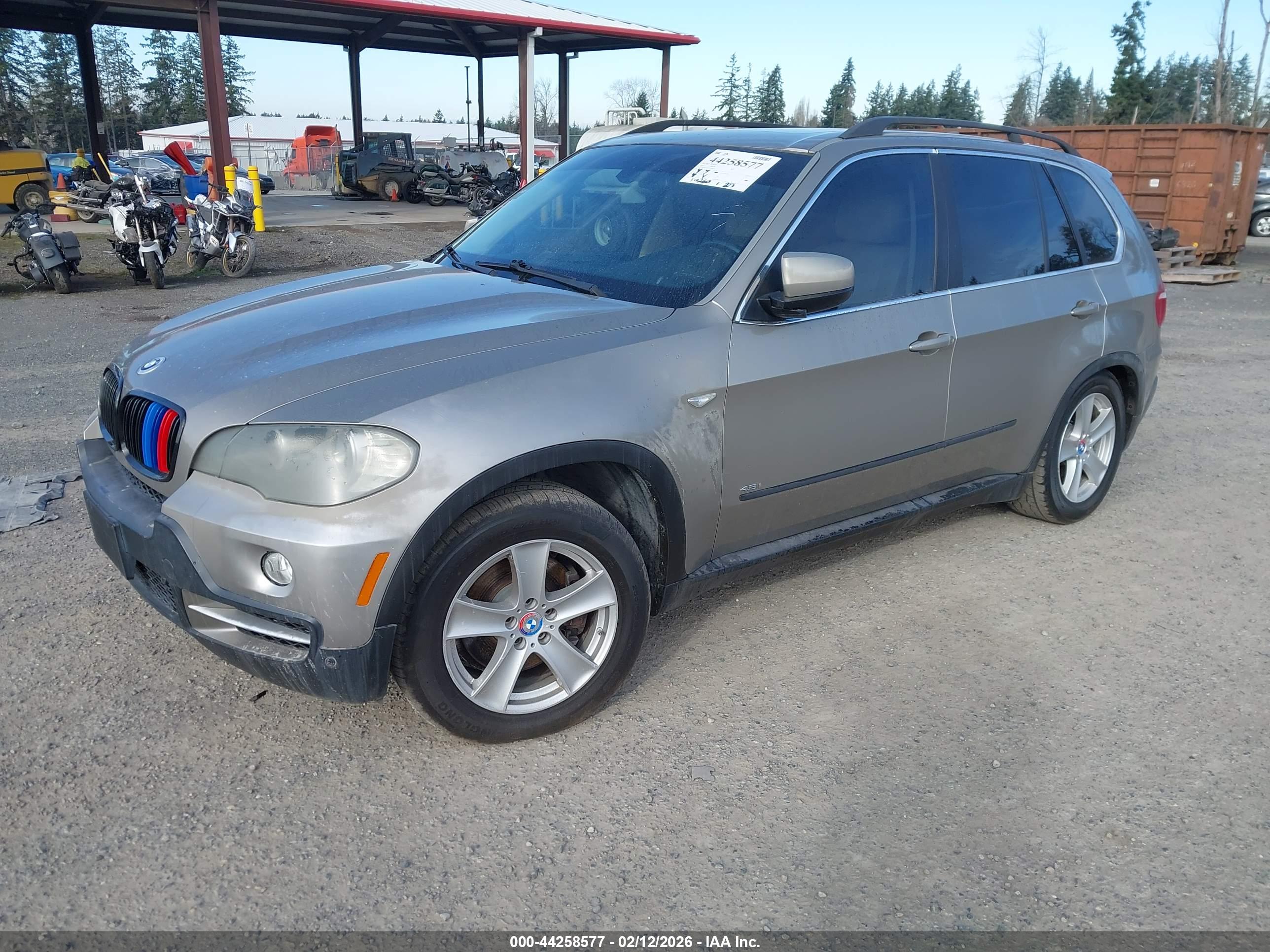 BMW X5 image 2