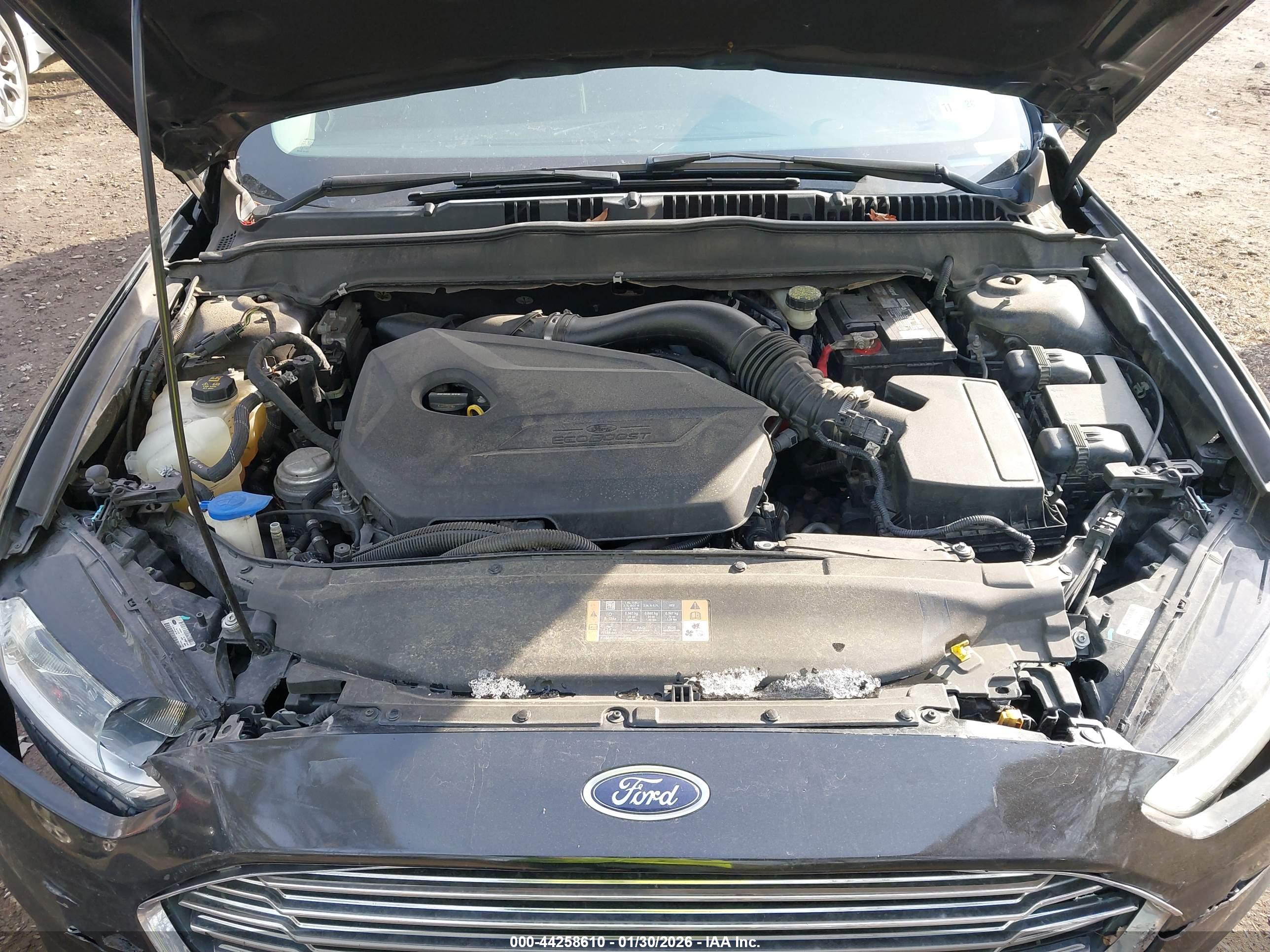 FORD FUSION image 10