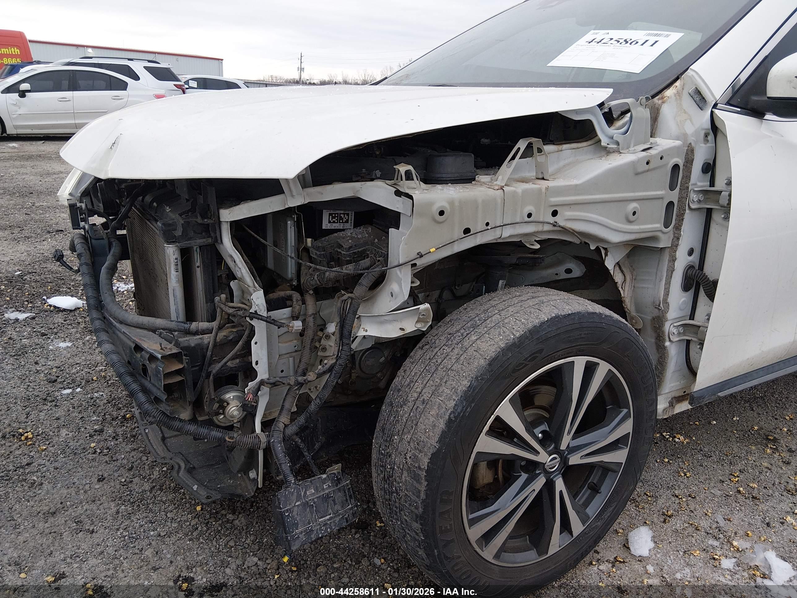 NISSAN ROGUE image 6