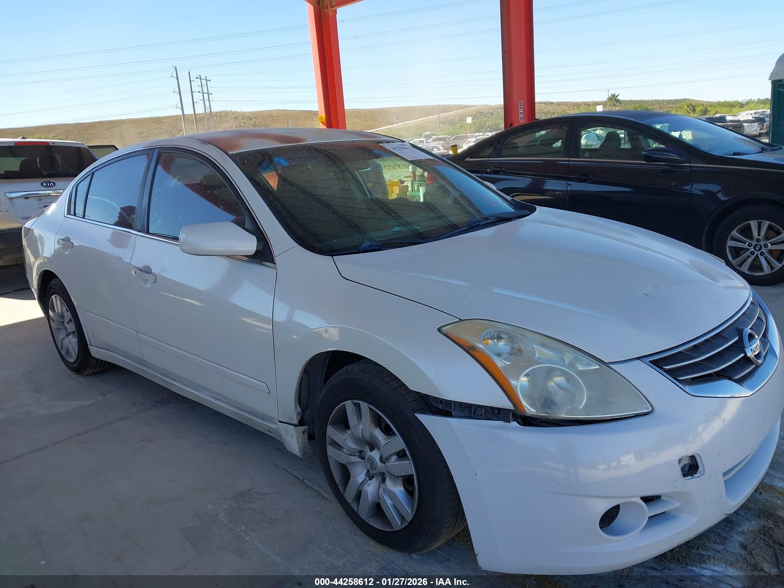 NISSAN ALTIMA image 6