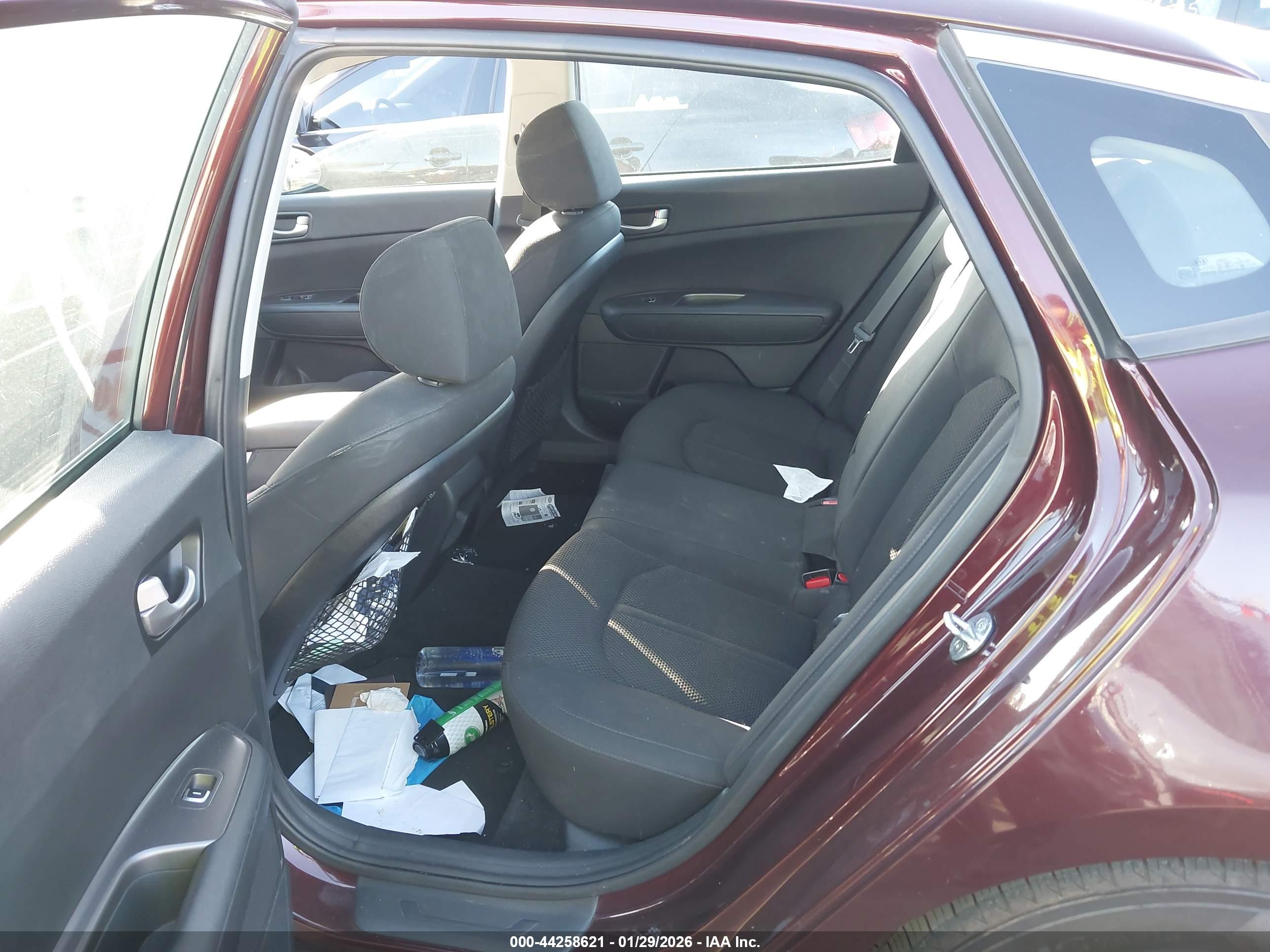 KIA OPTIMA image 8