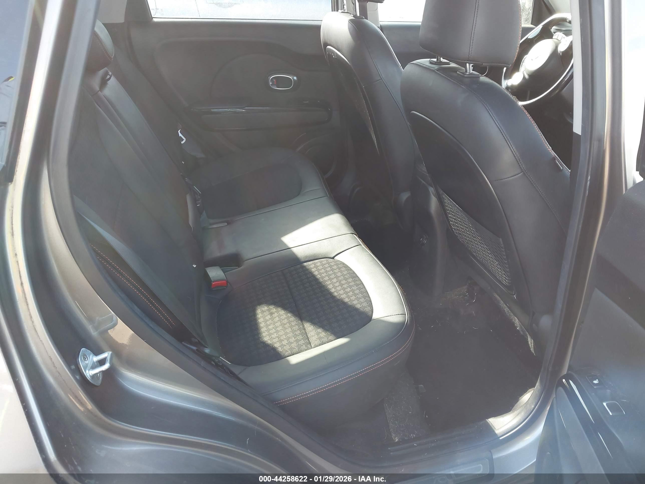 KIA SOUL image 8