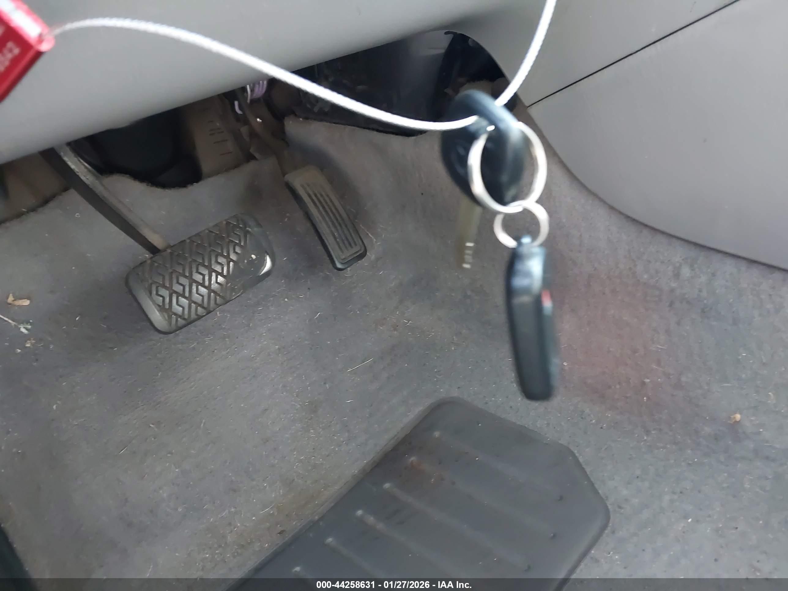 TOYOTA COROLLA image 11