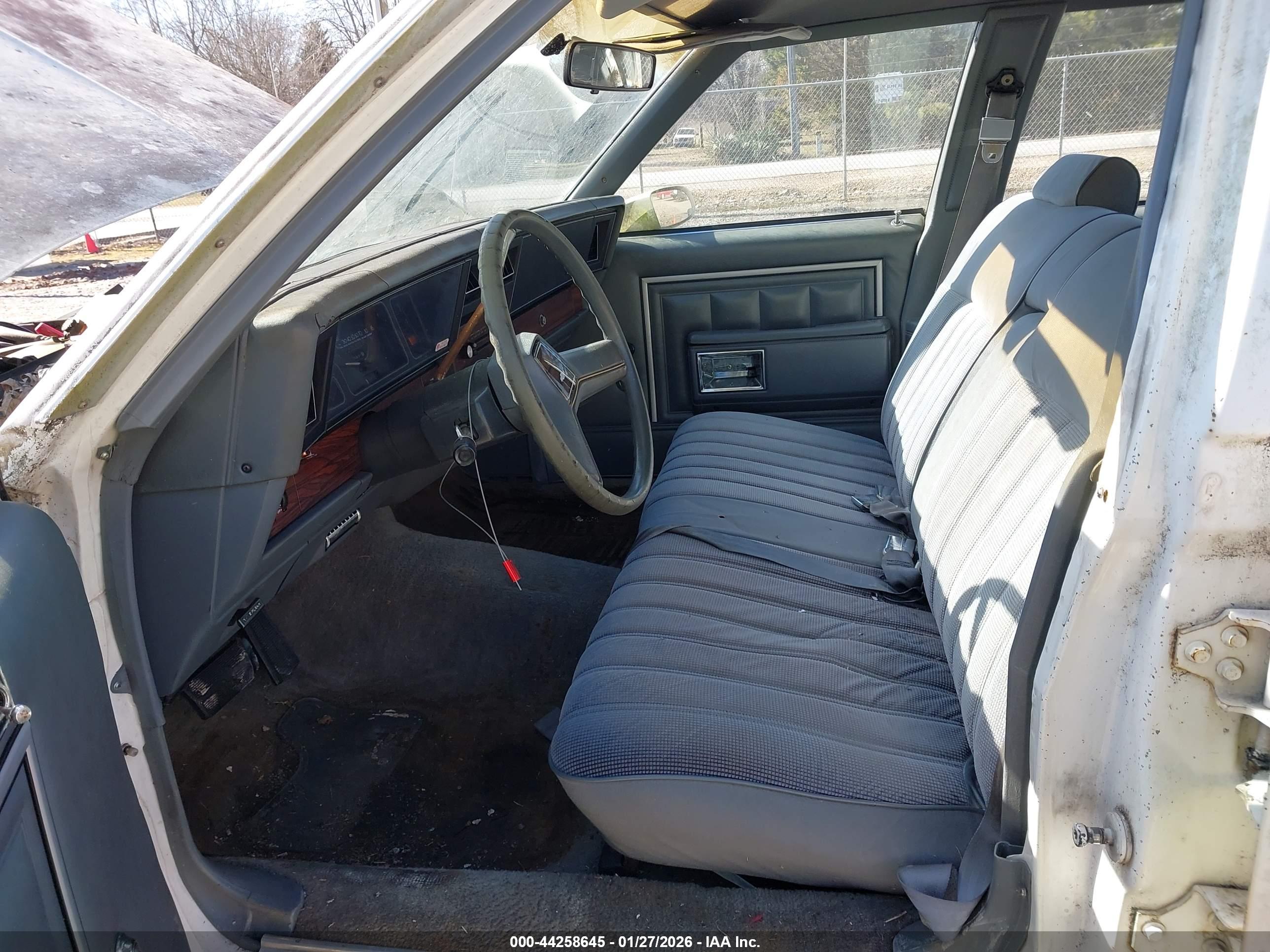 CHEVROLET CAPRICE image 5