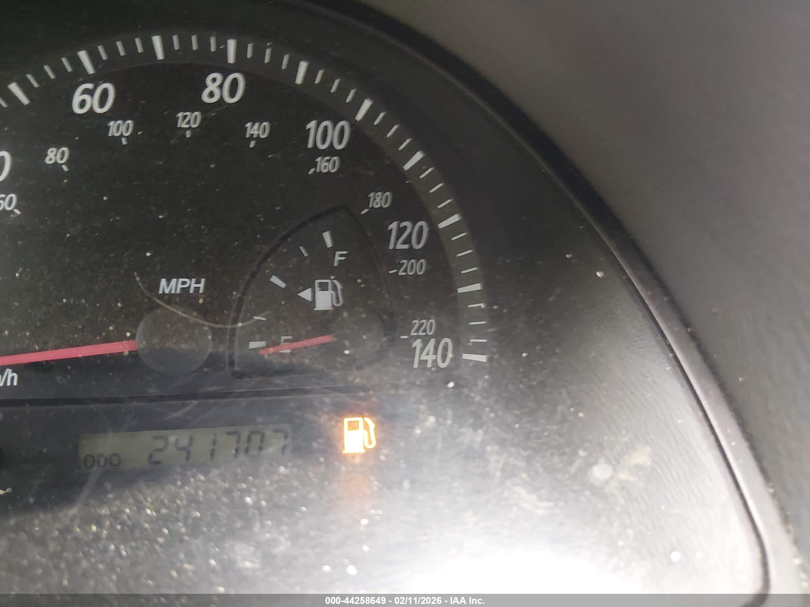 TOYOTA CAMRY image 7
