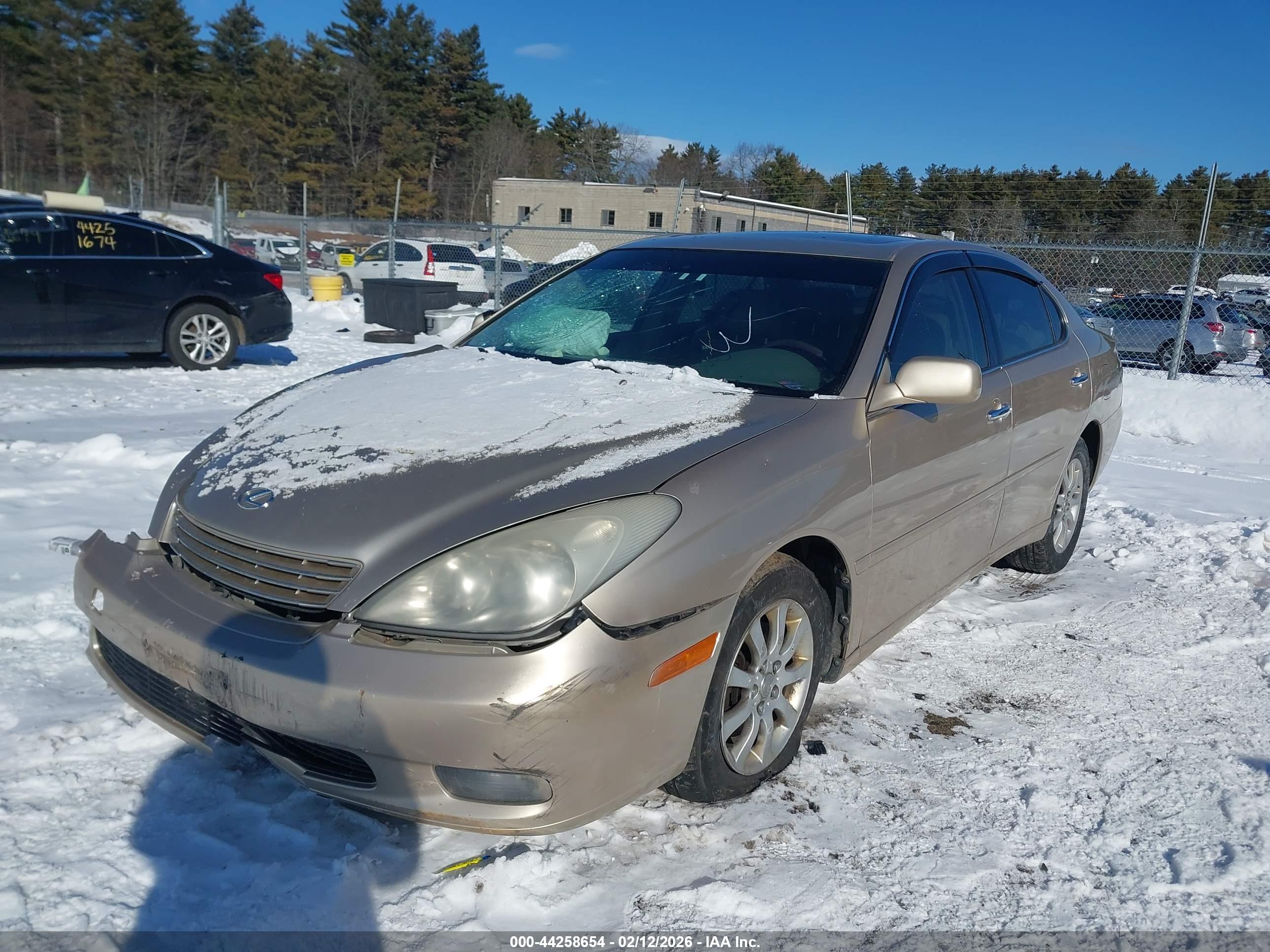 LEXUS ES image 2