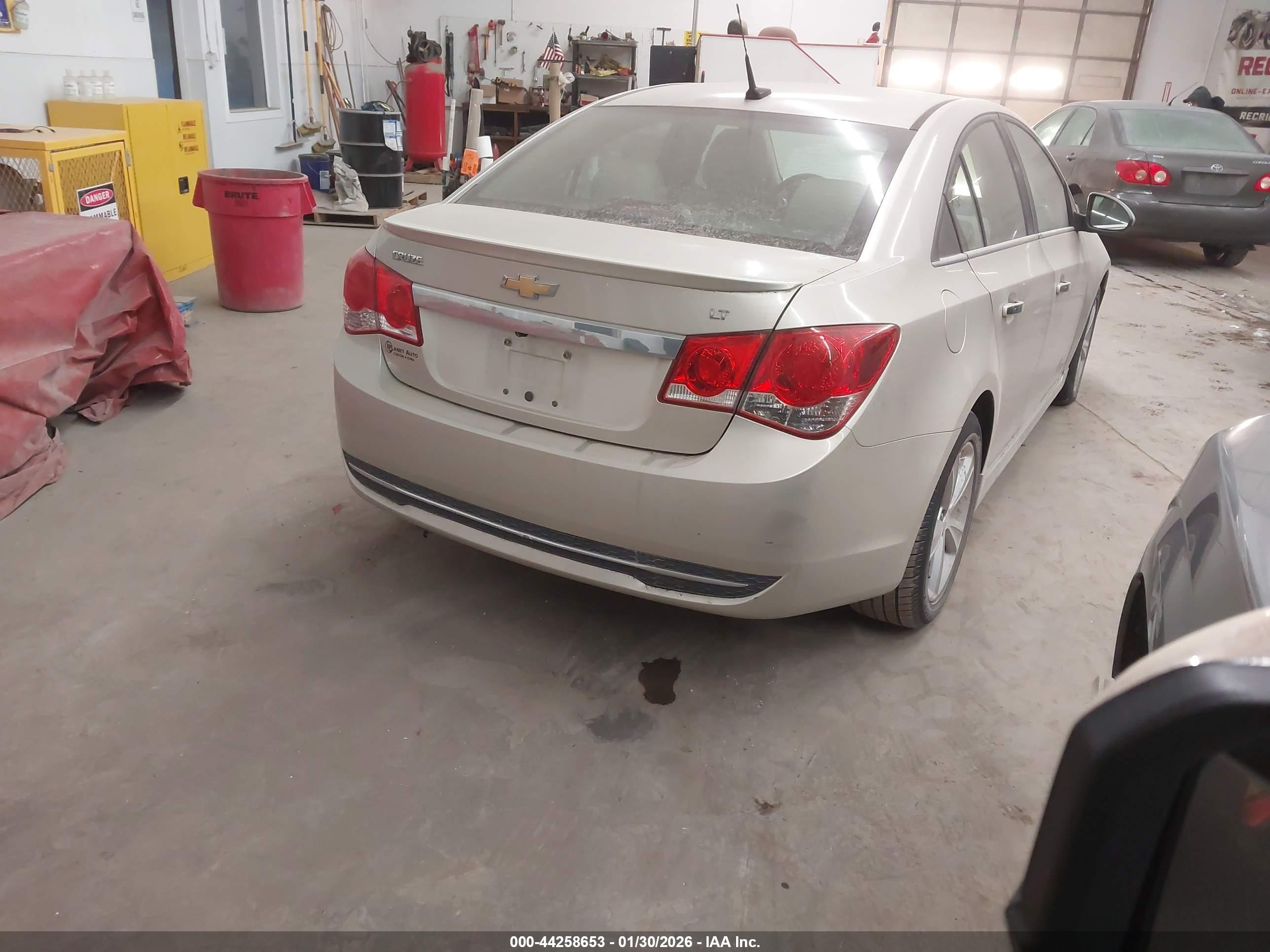 CHEVROLET CRUZE image 4
