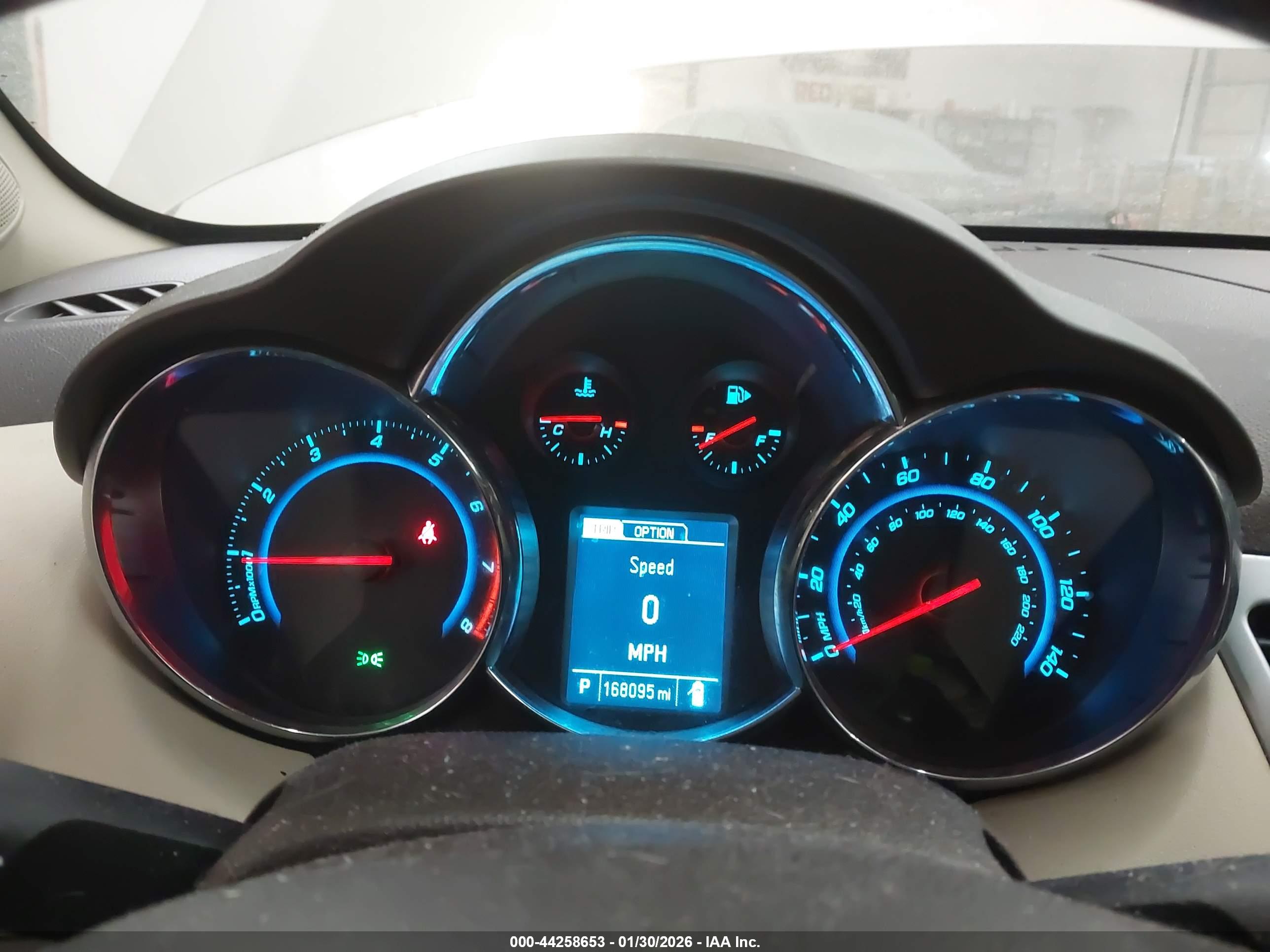 CHEVROLET CRUZE image 7