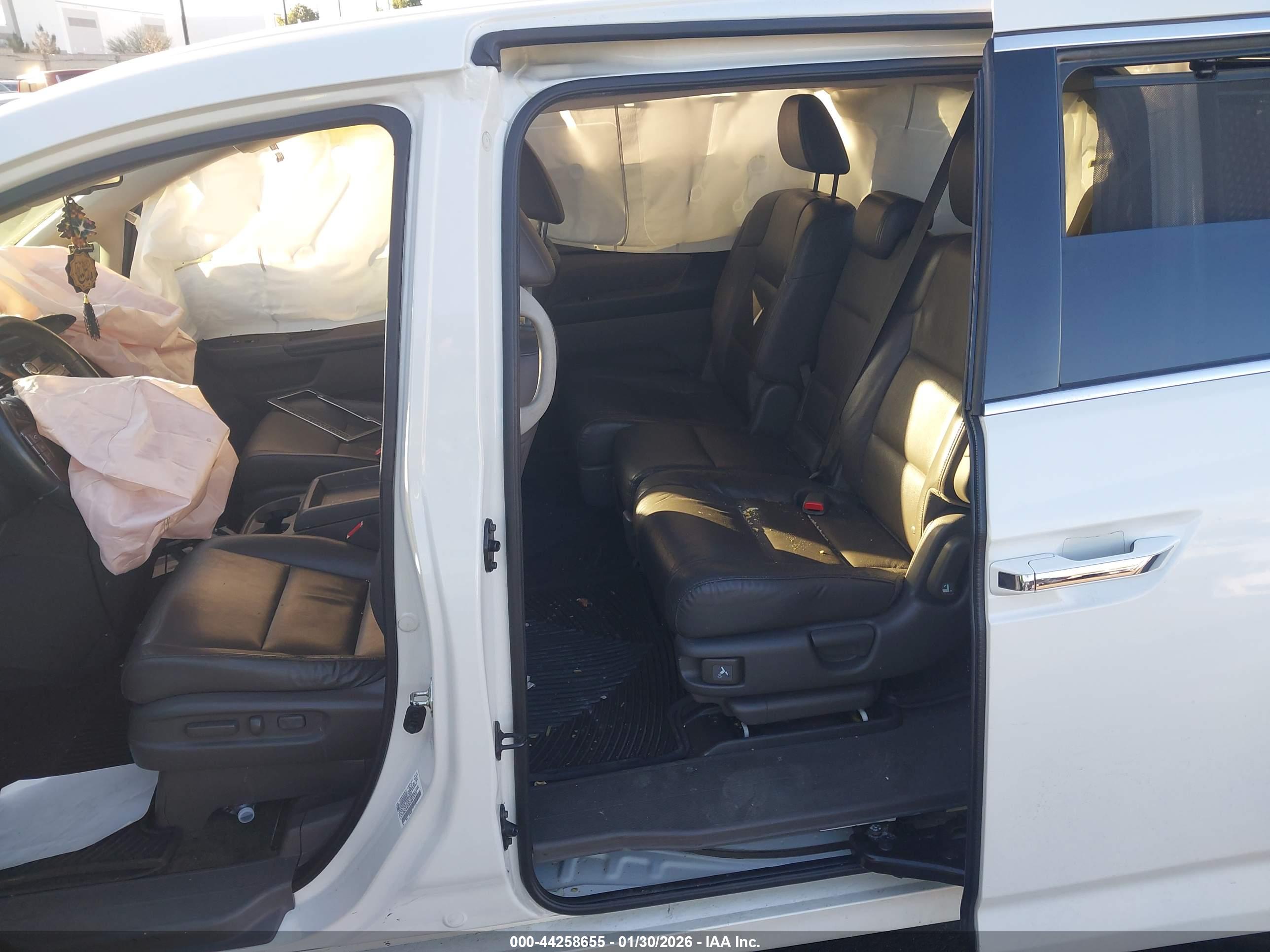HONDA ODYSSEY image 8