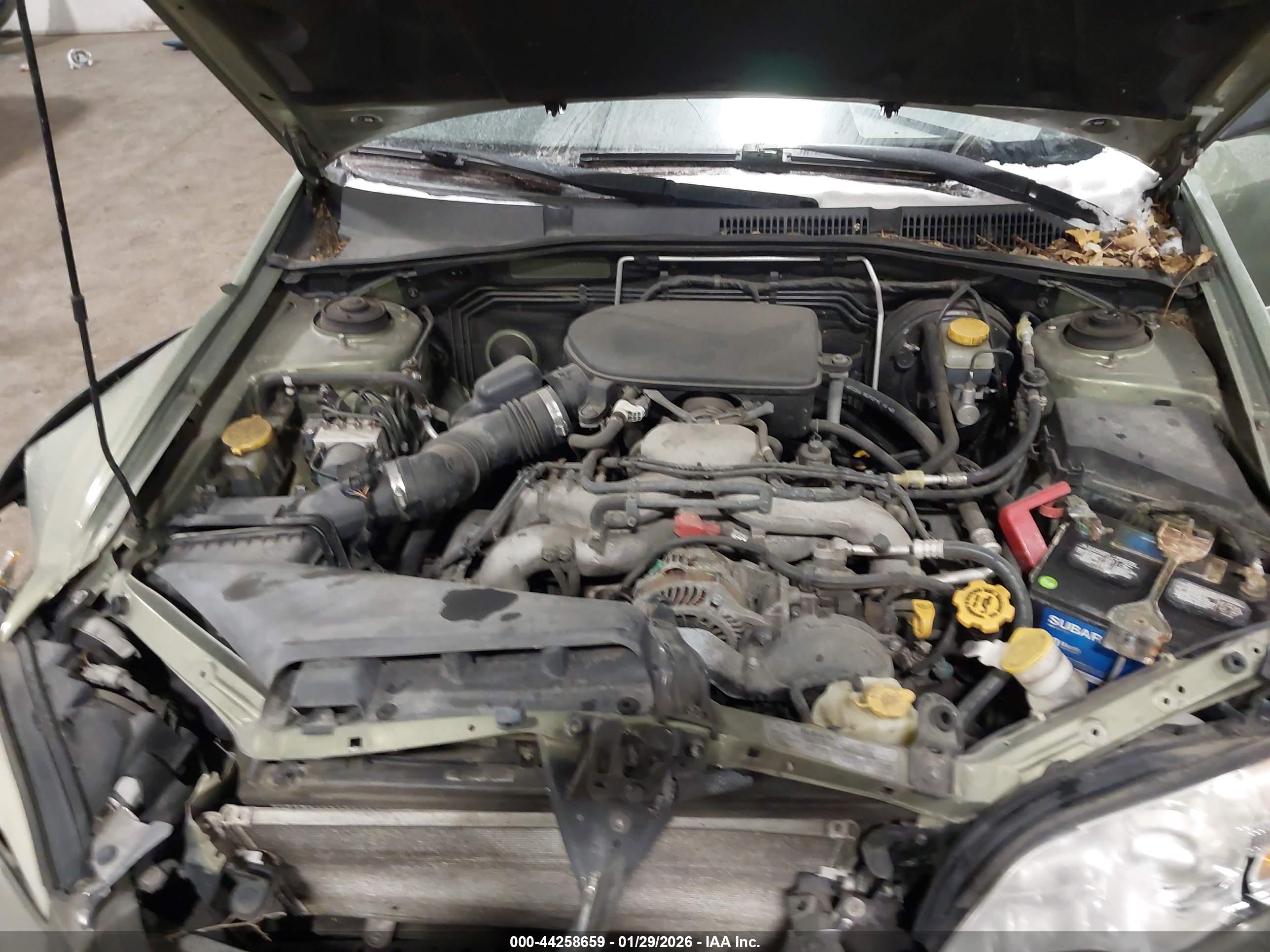SUBARU OUTBACK image 10