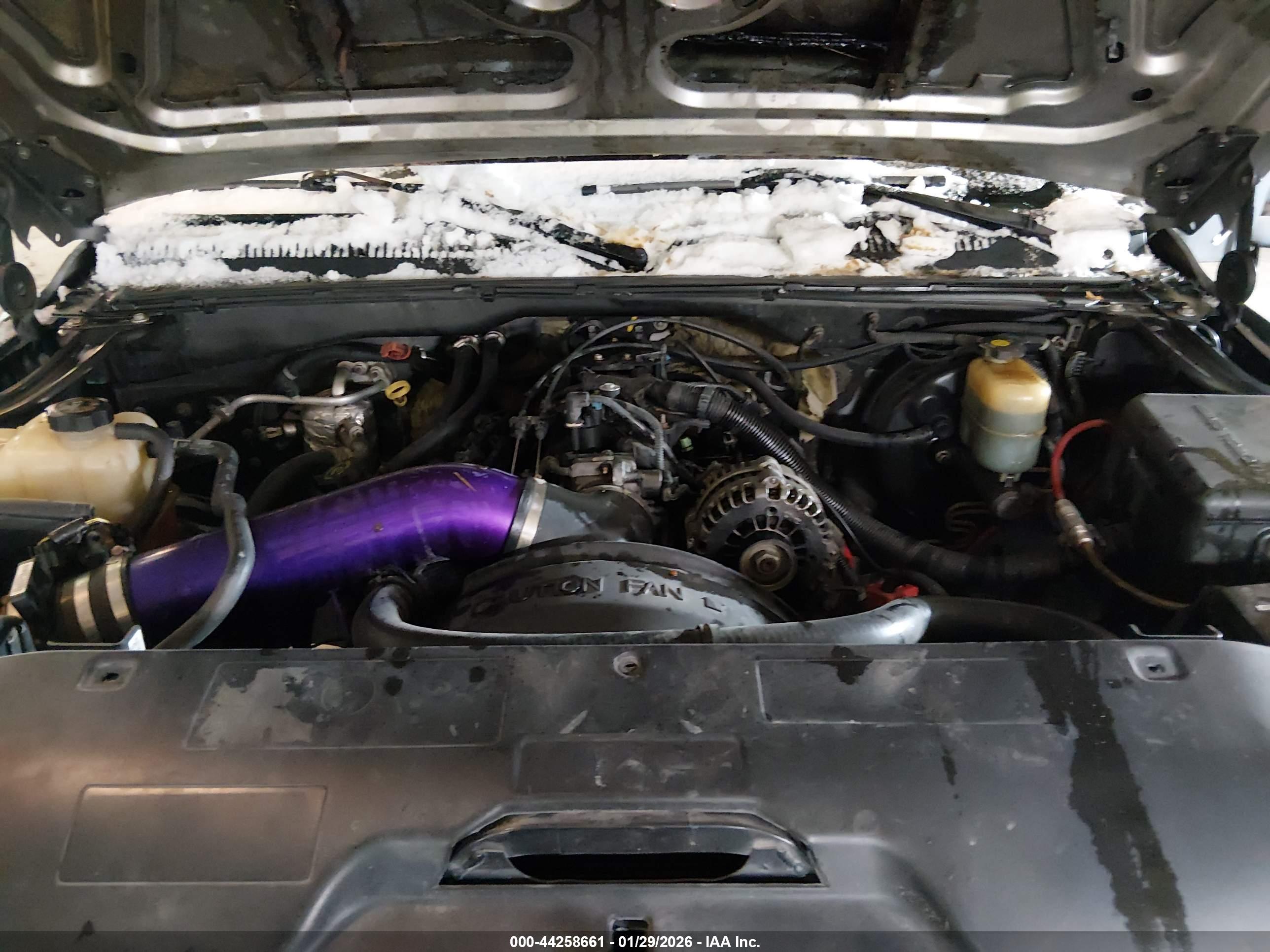 CHEVROLET SILVERADO image 10
