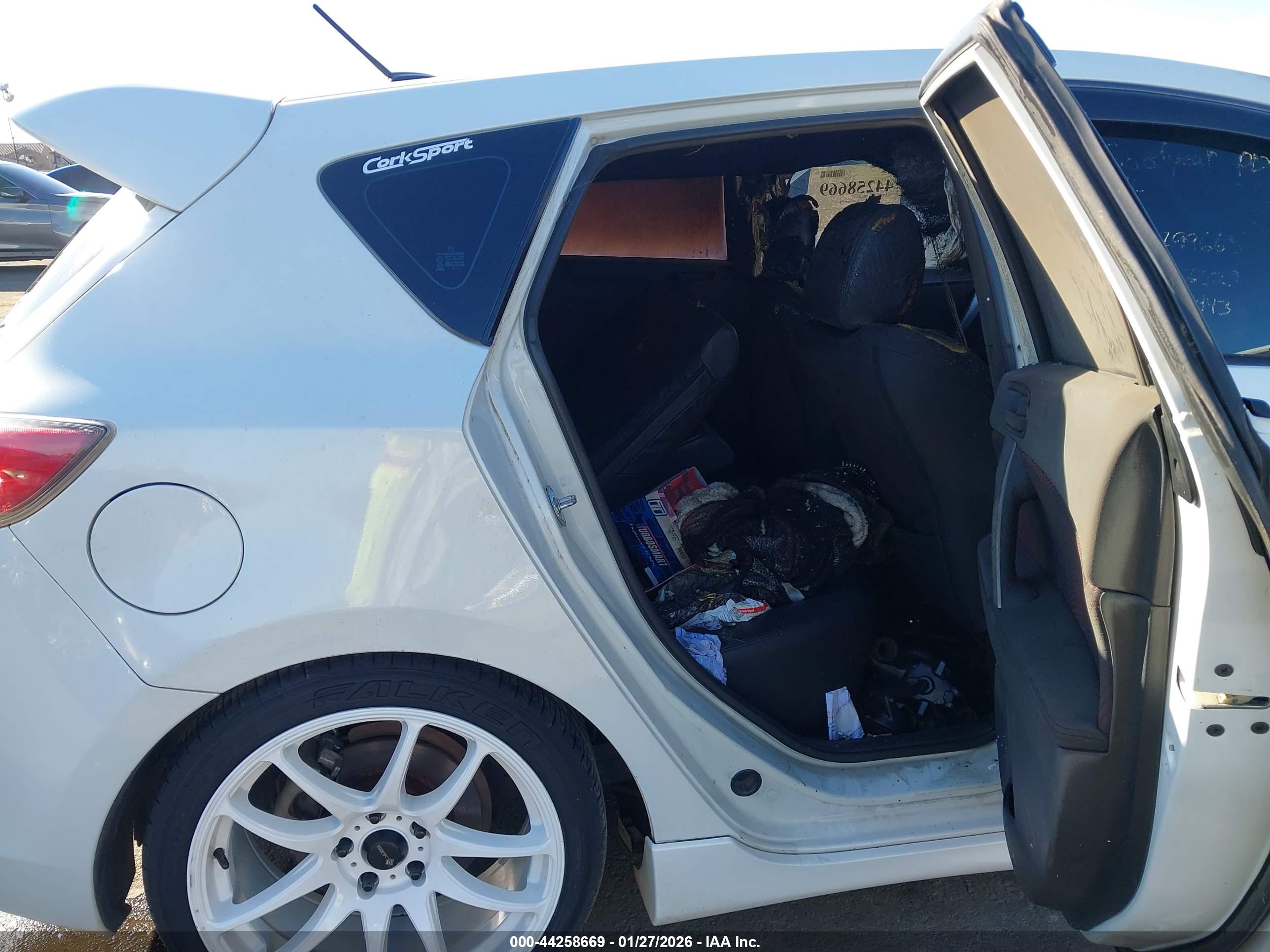 MAZDA MAZDASPEED3 image 8
