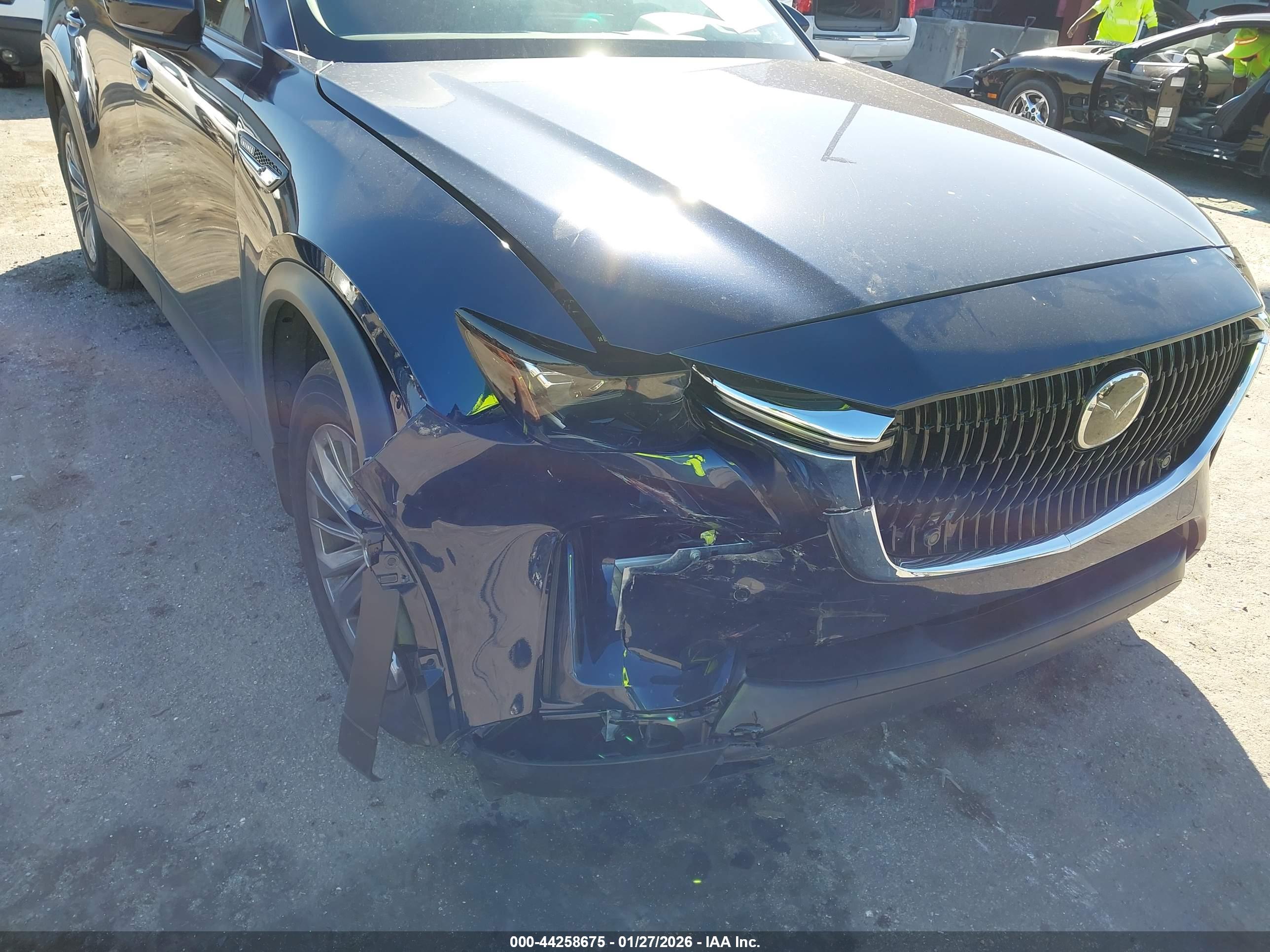 MAZDA CX-90 image 6