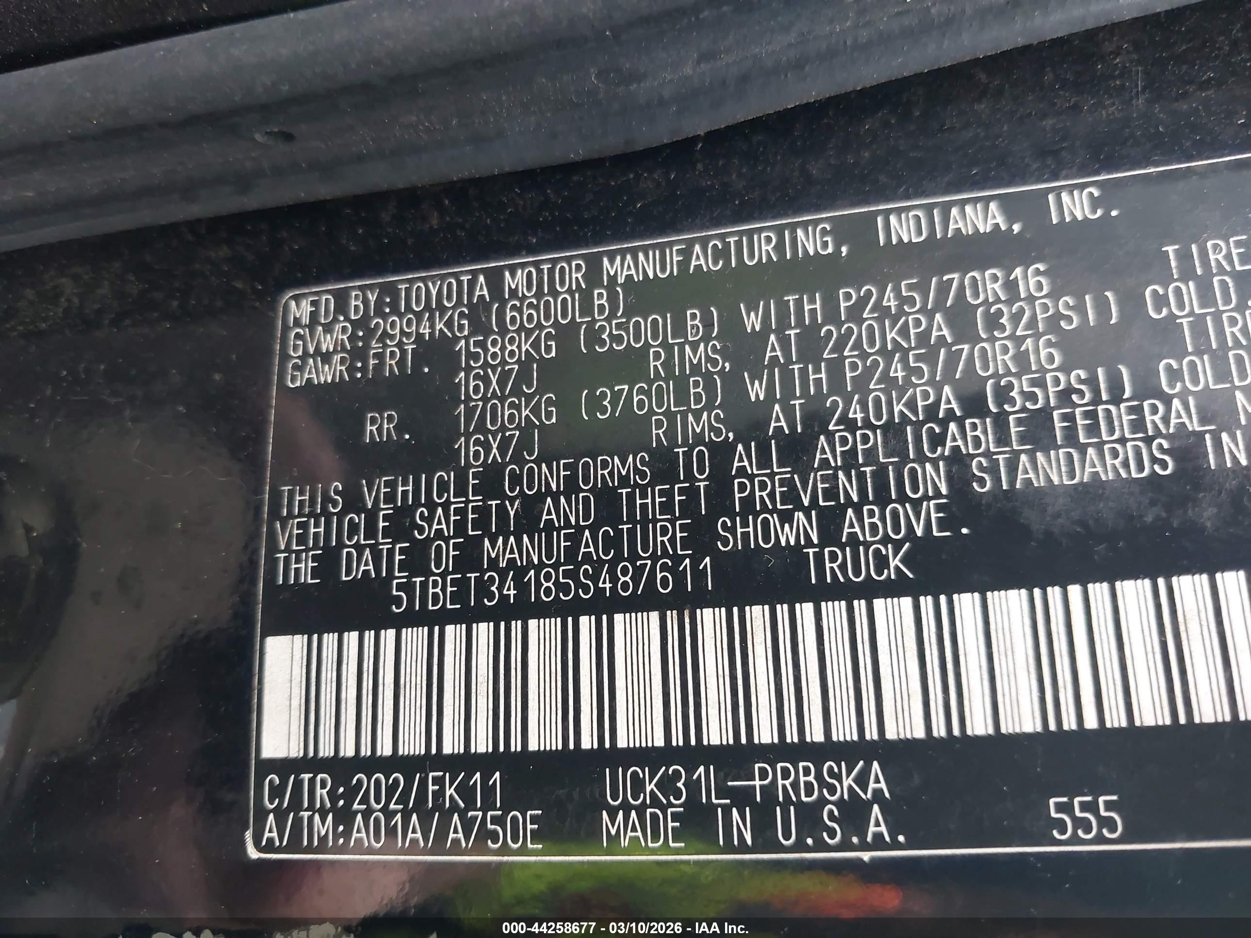 TOYOTA TUNDRA image 9