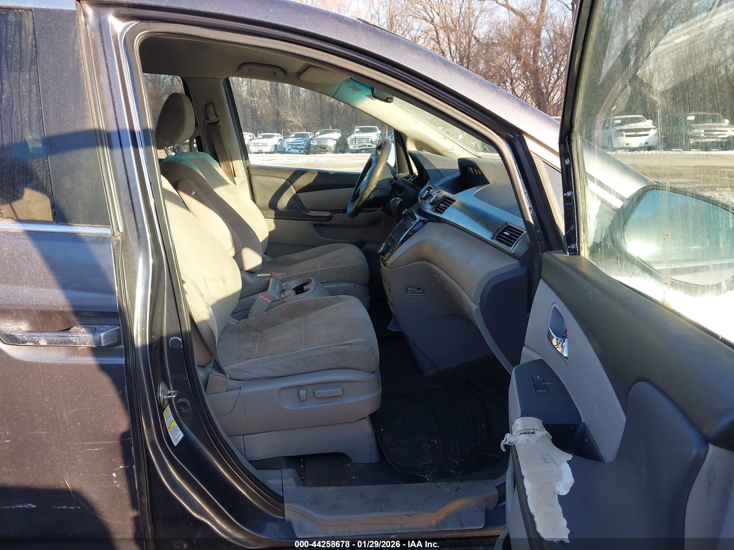 HONDA ODYSSEY image 5