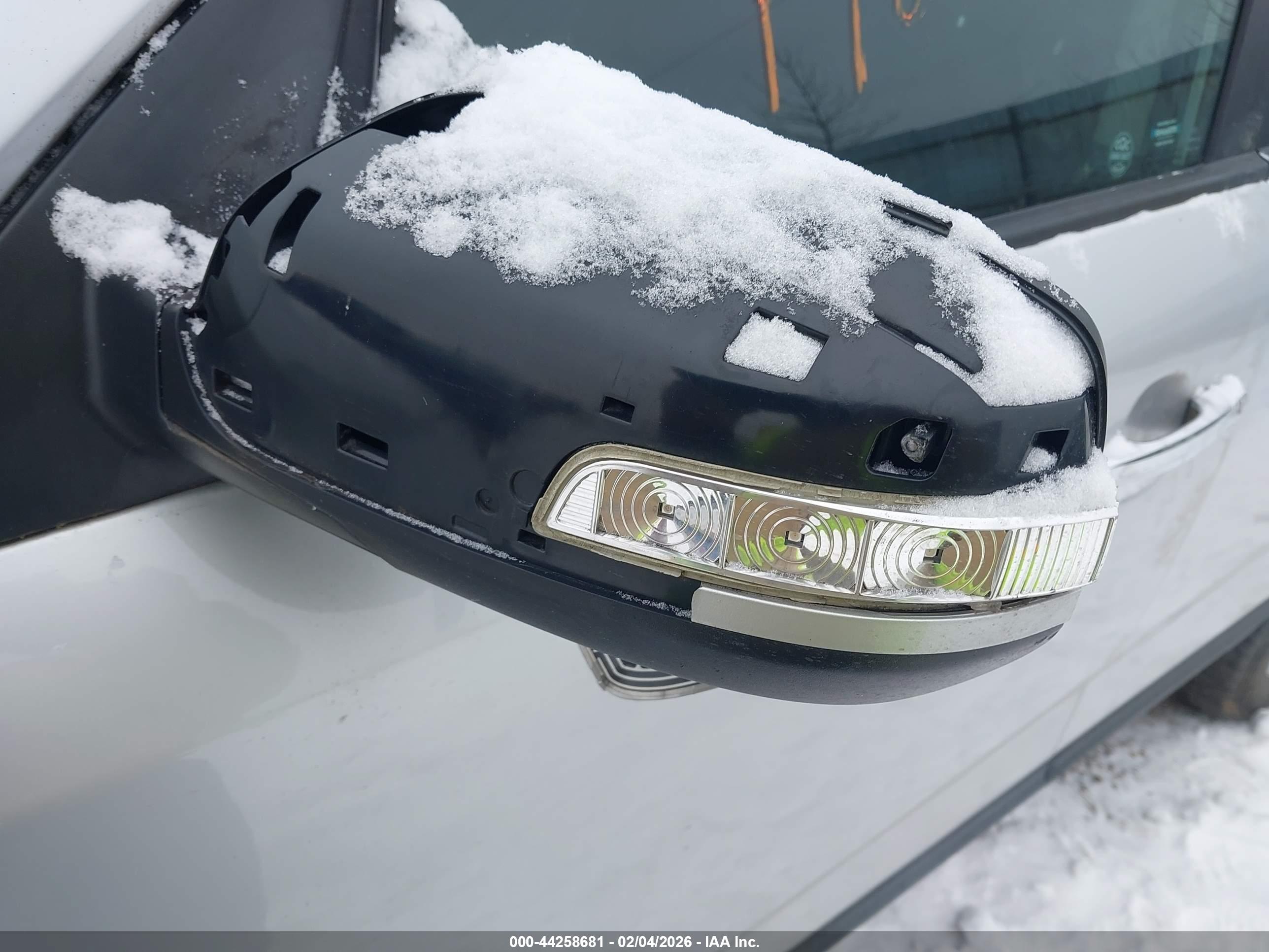 KIA SORENTO image 6