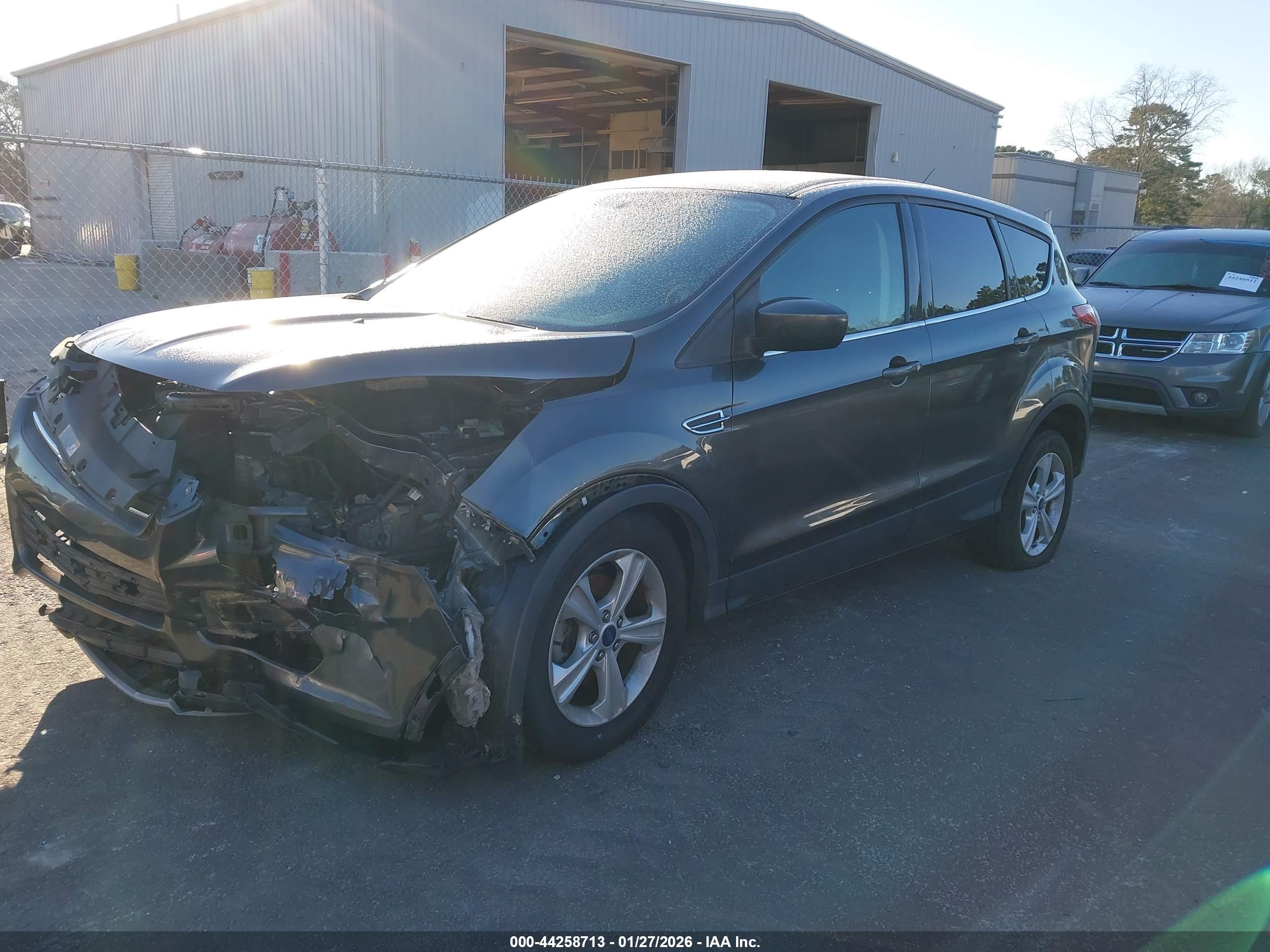 FORD ESCAPE image 2