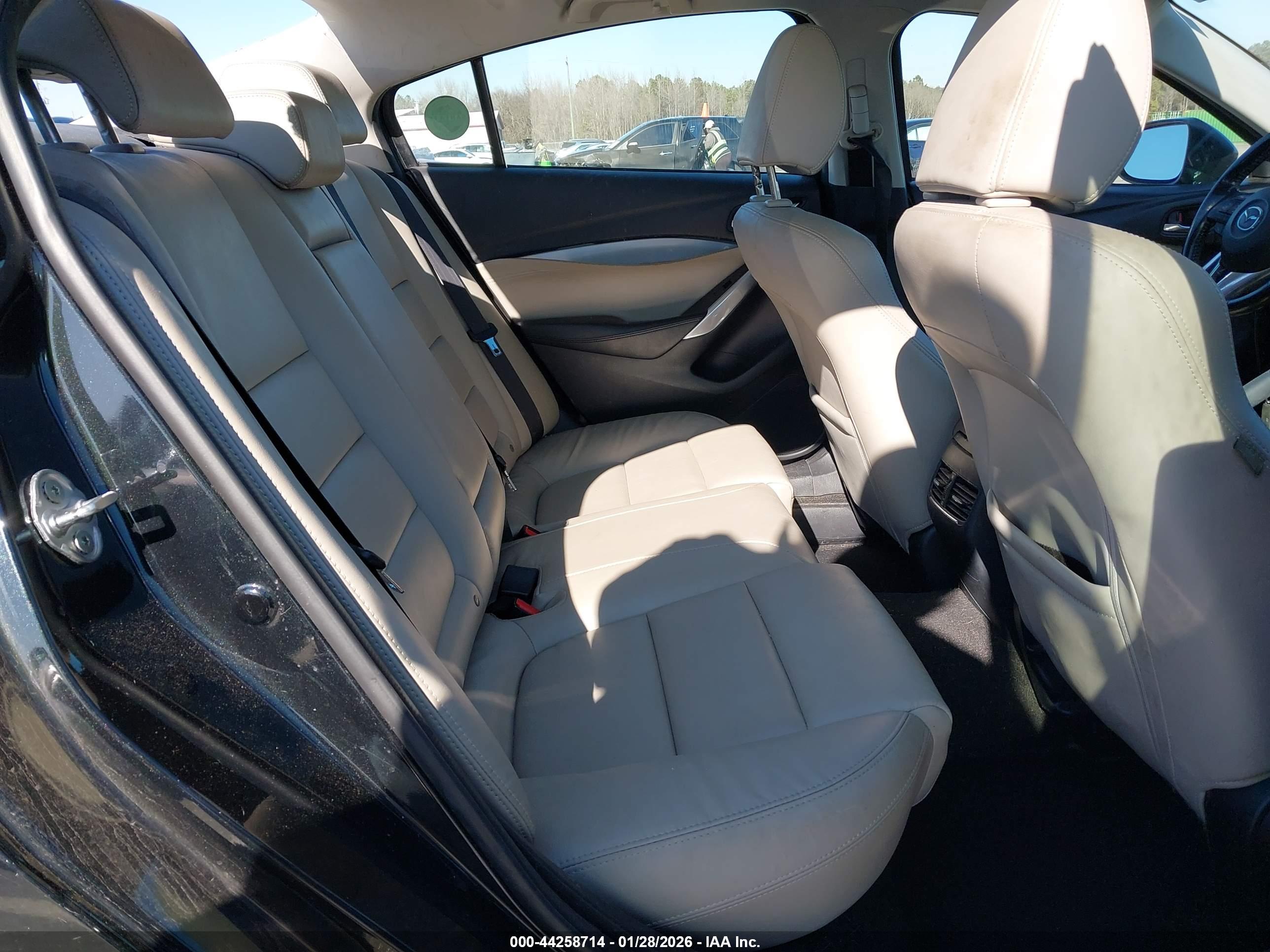MAZDA MAZDA6 image 8