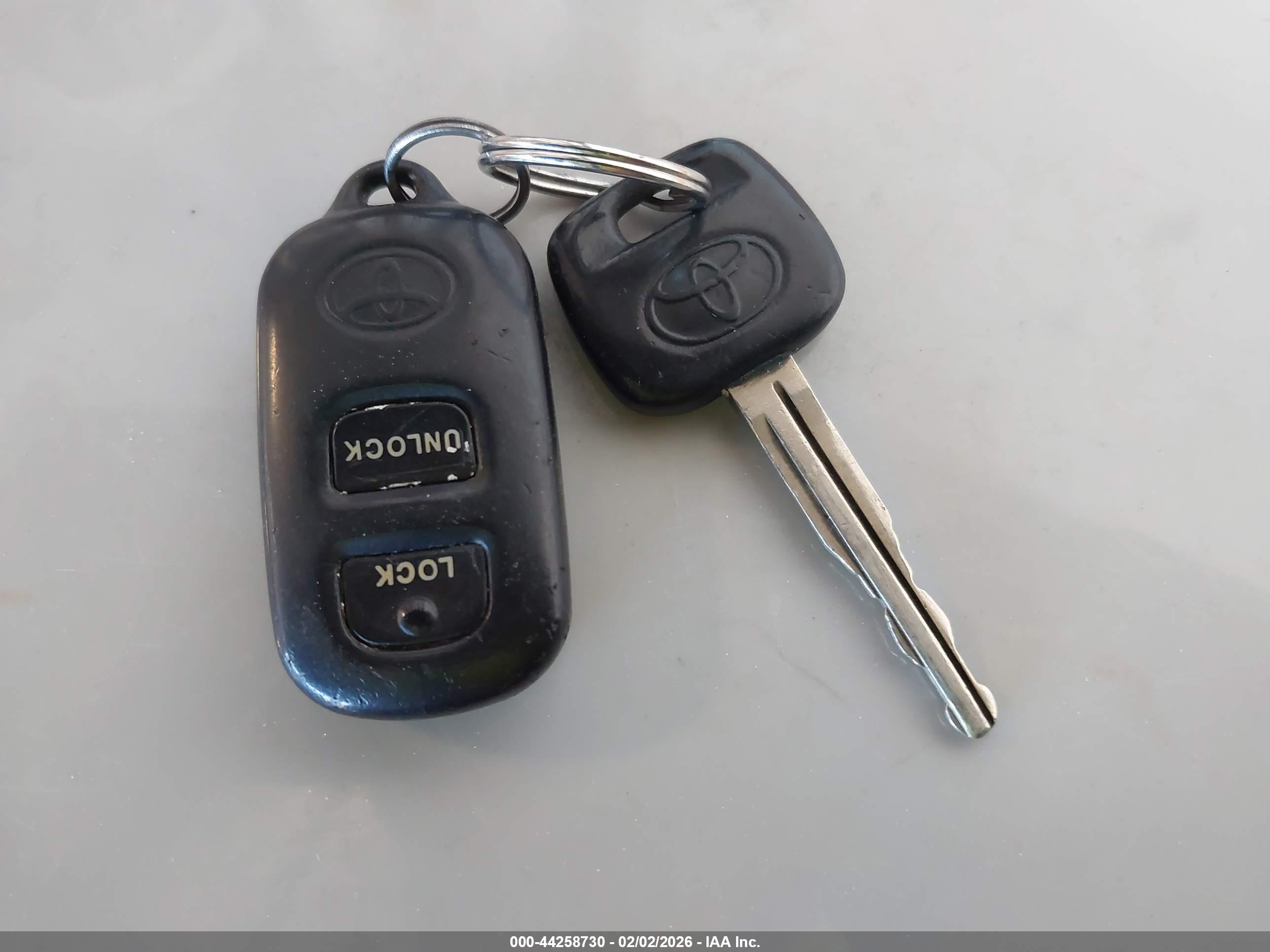 TOYOTA COROLLA image 11