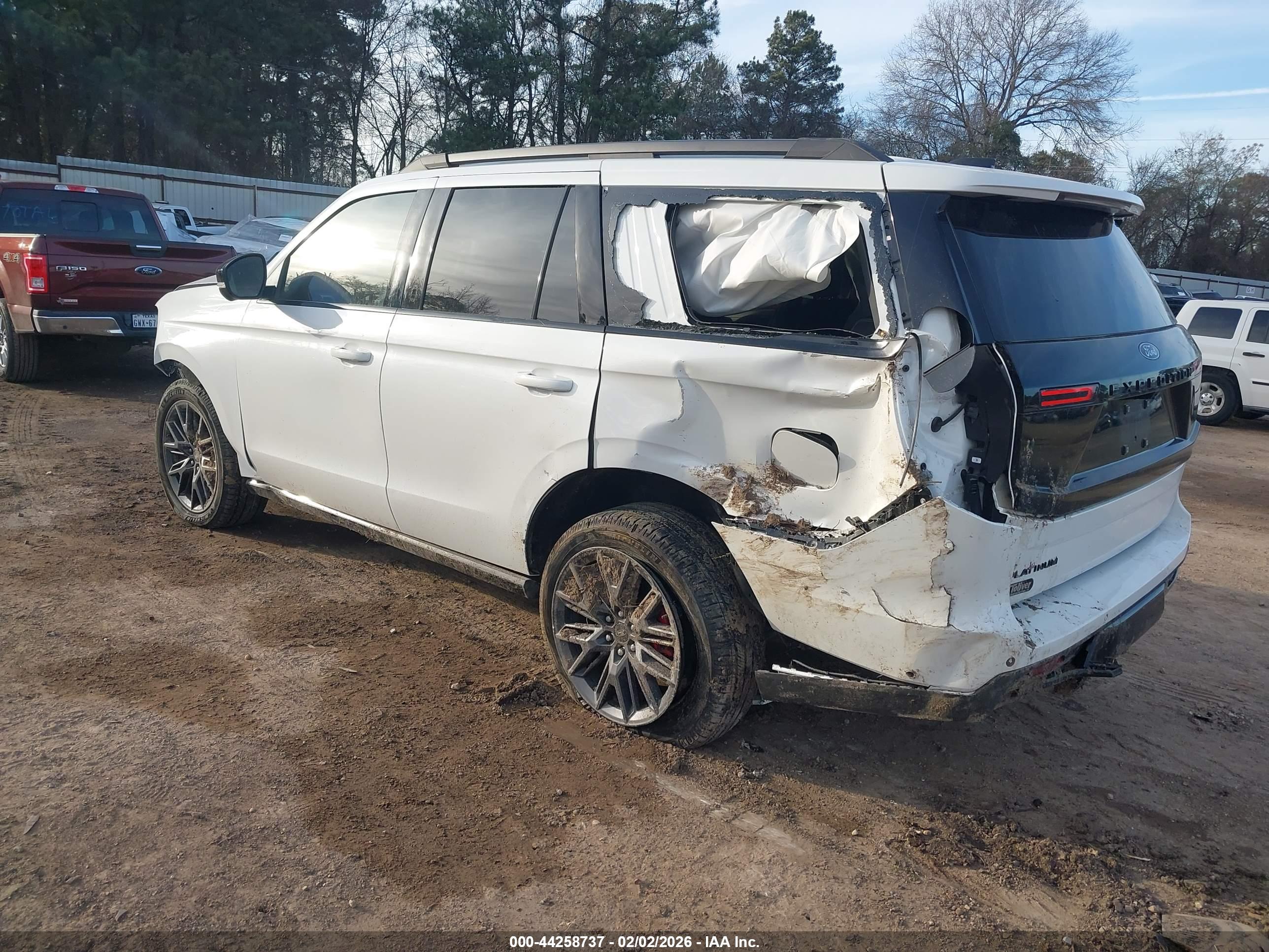 FORD EXPEDITION image 3