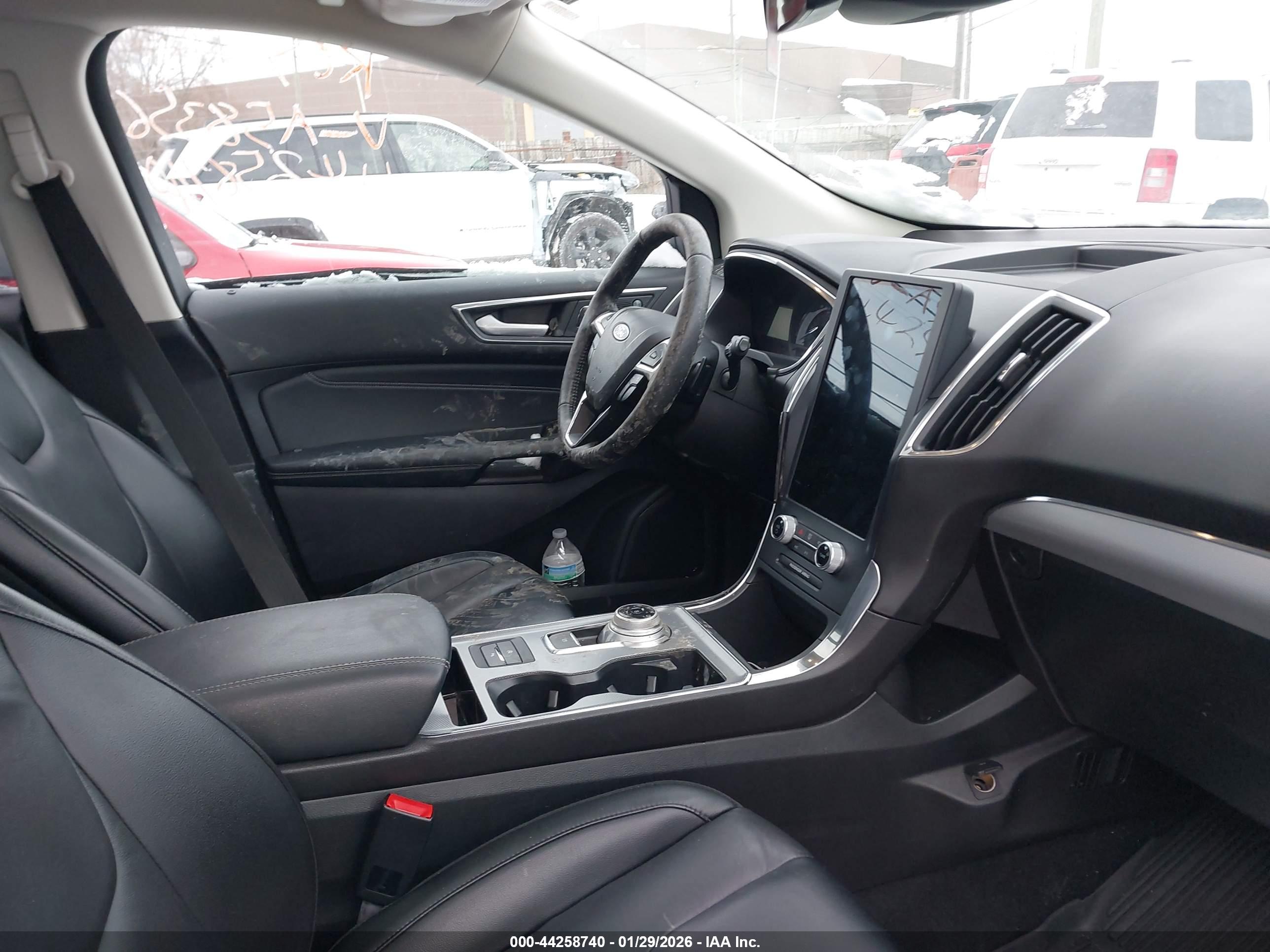 FORD EDGE image 5