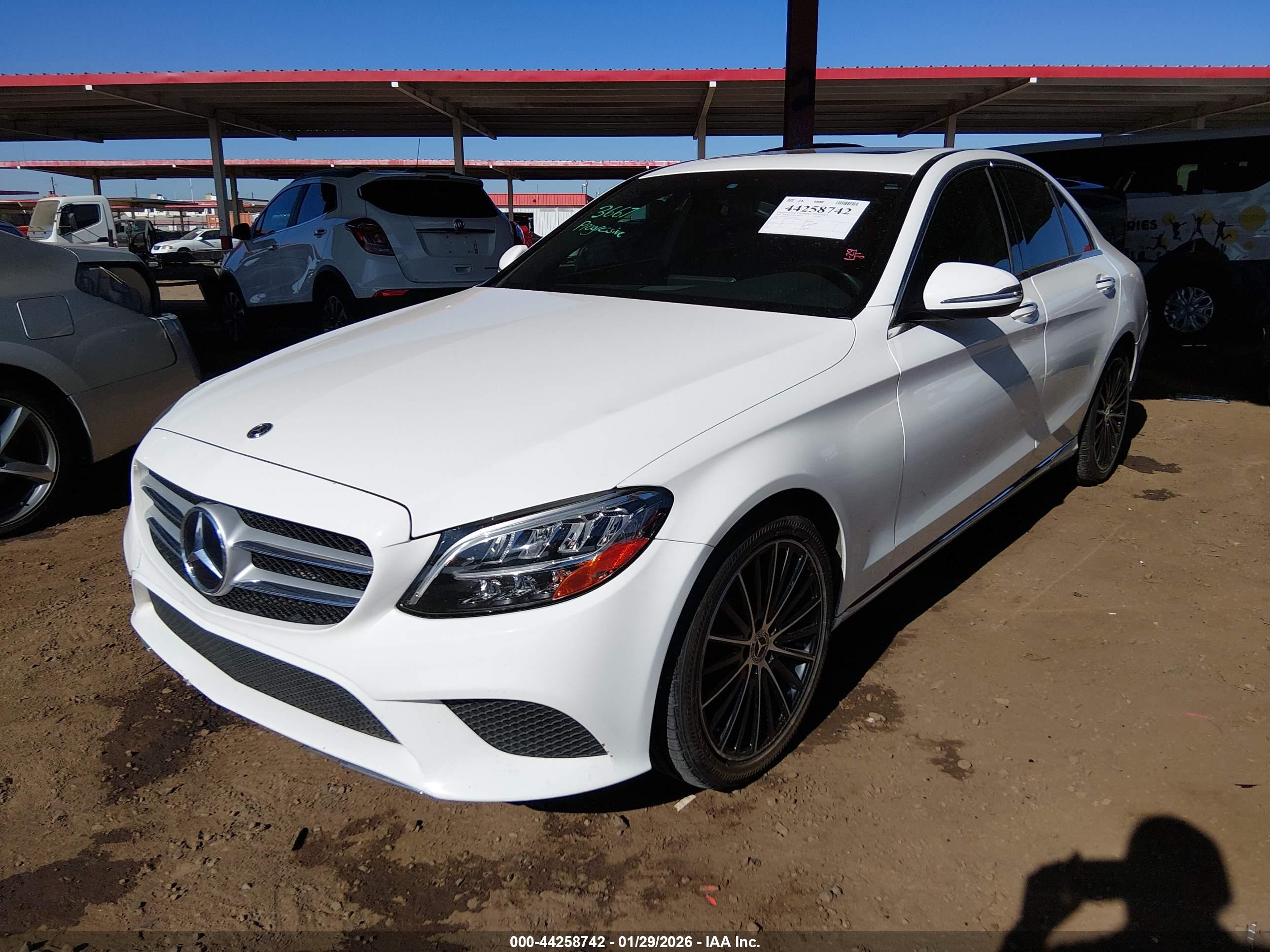 MERCEDES-BENZ C image 2