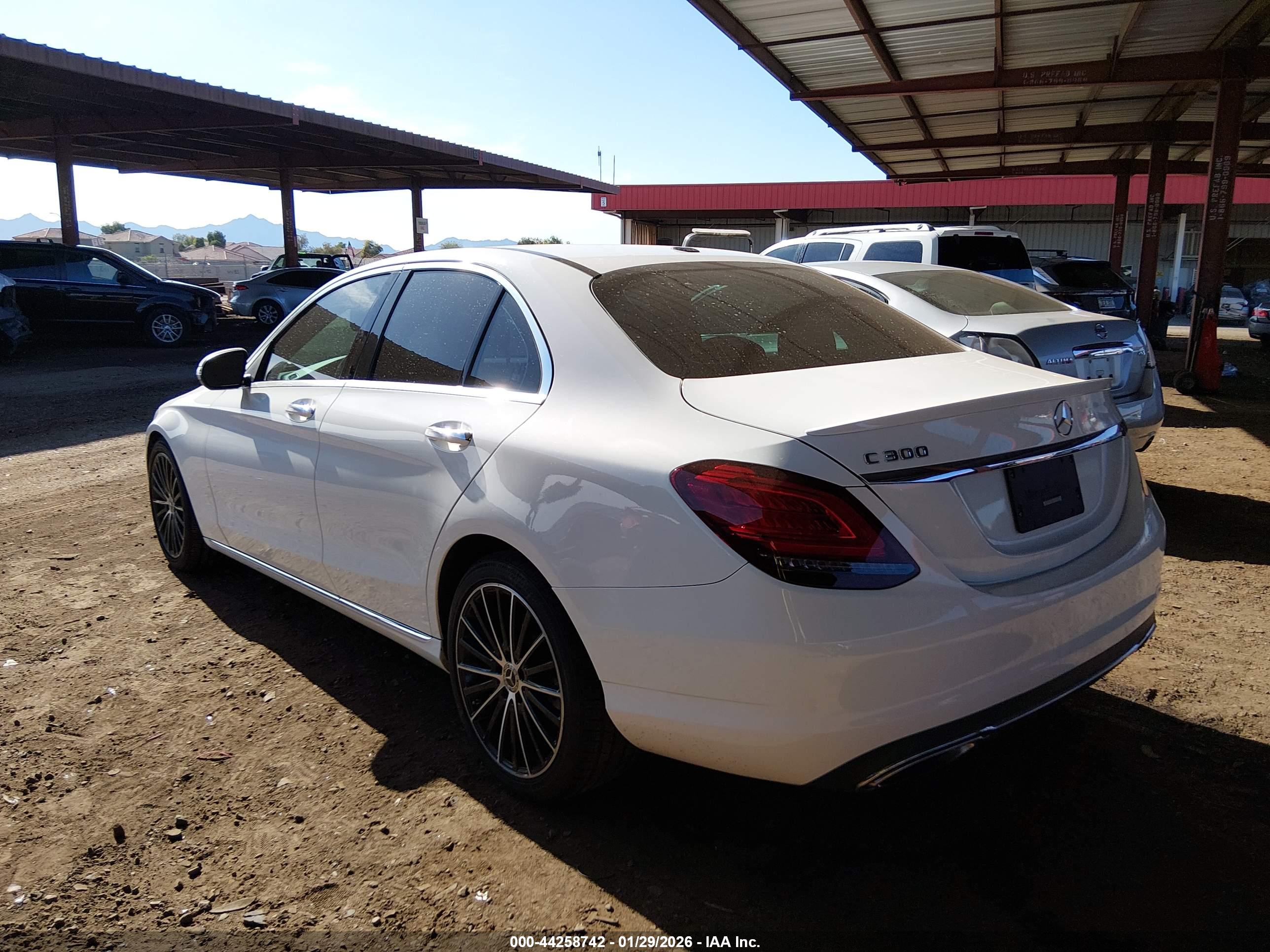 MERCEDES-BENZ C image 3