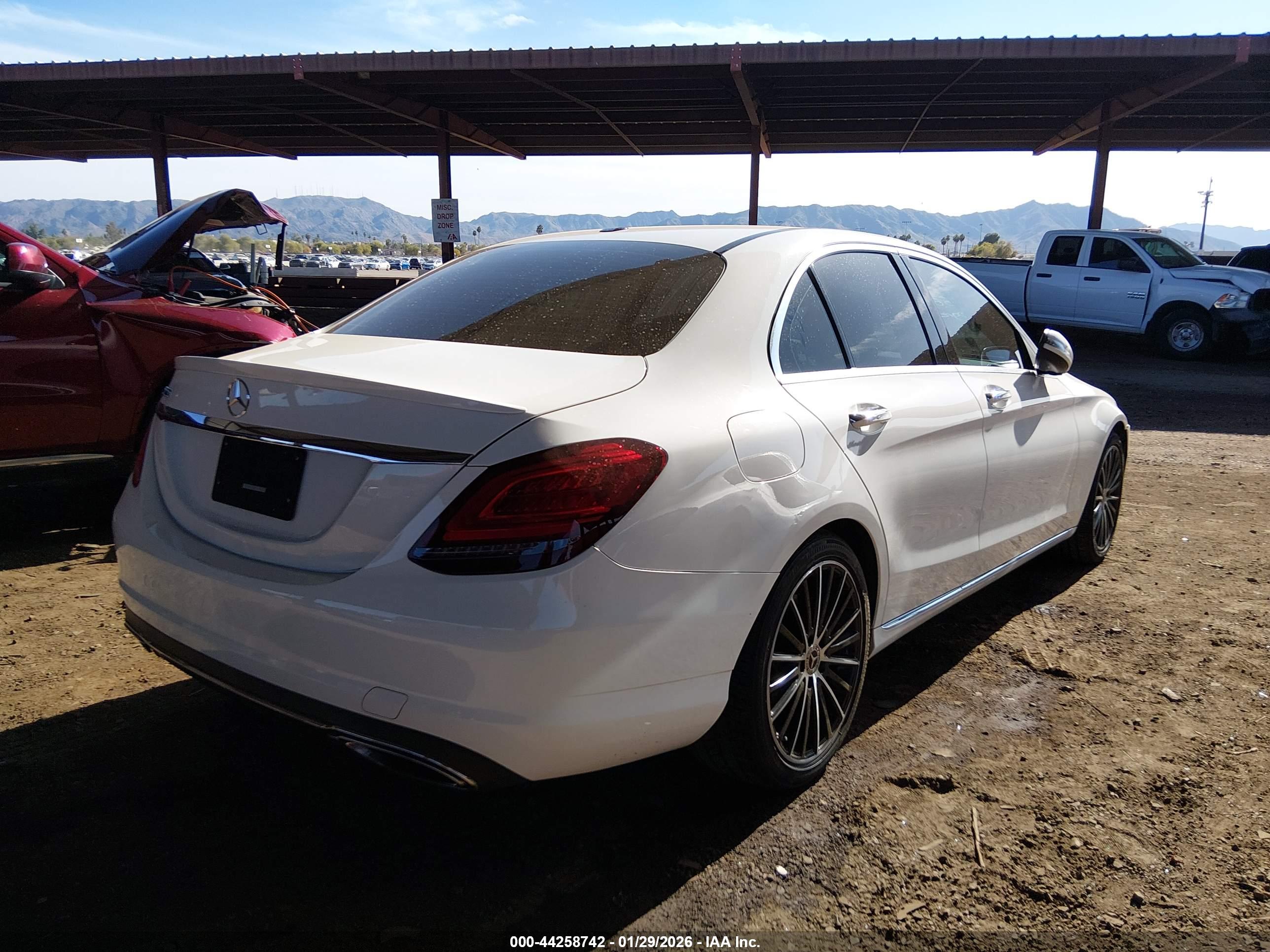 MERCEDES-BENZ C image 4