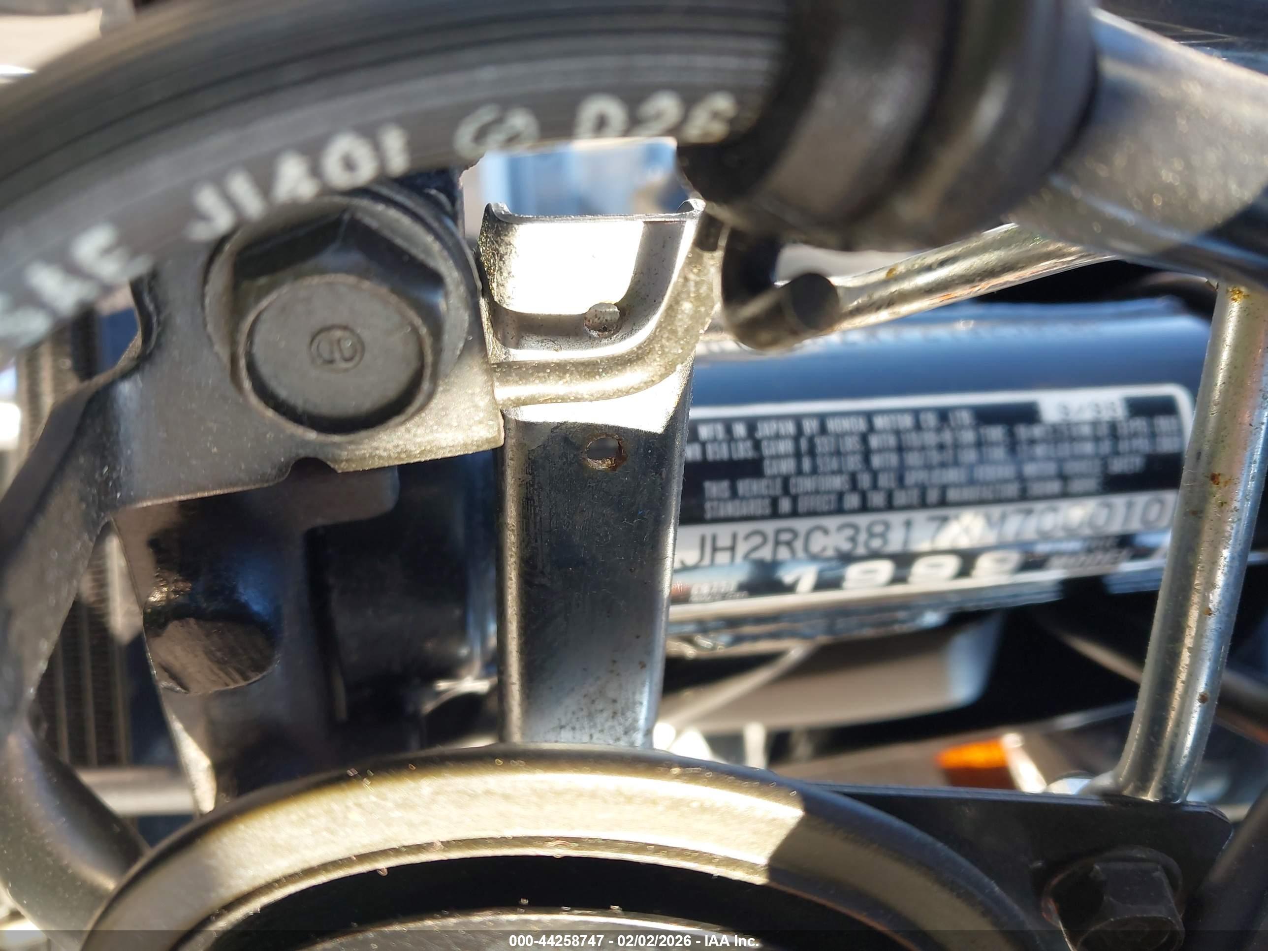 HONDA CB750 image 10