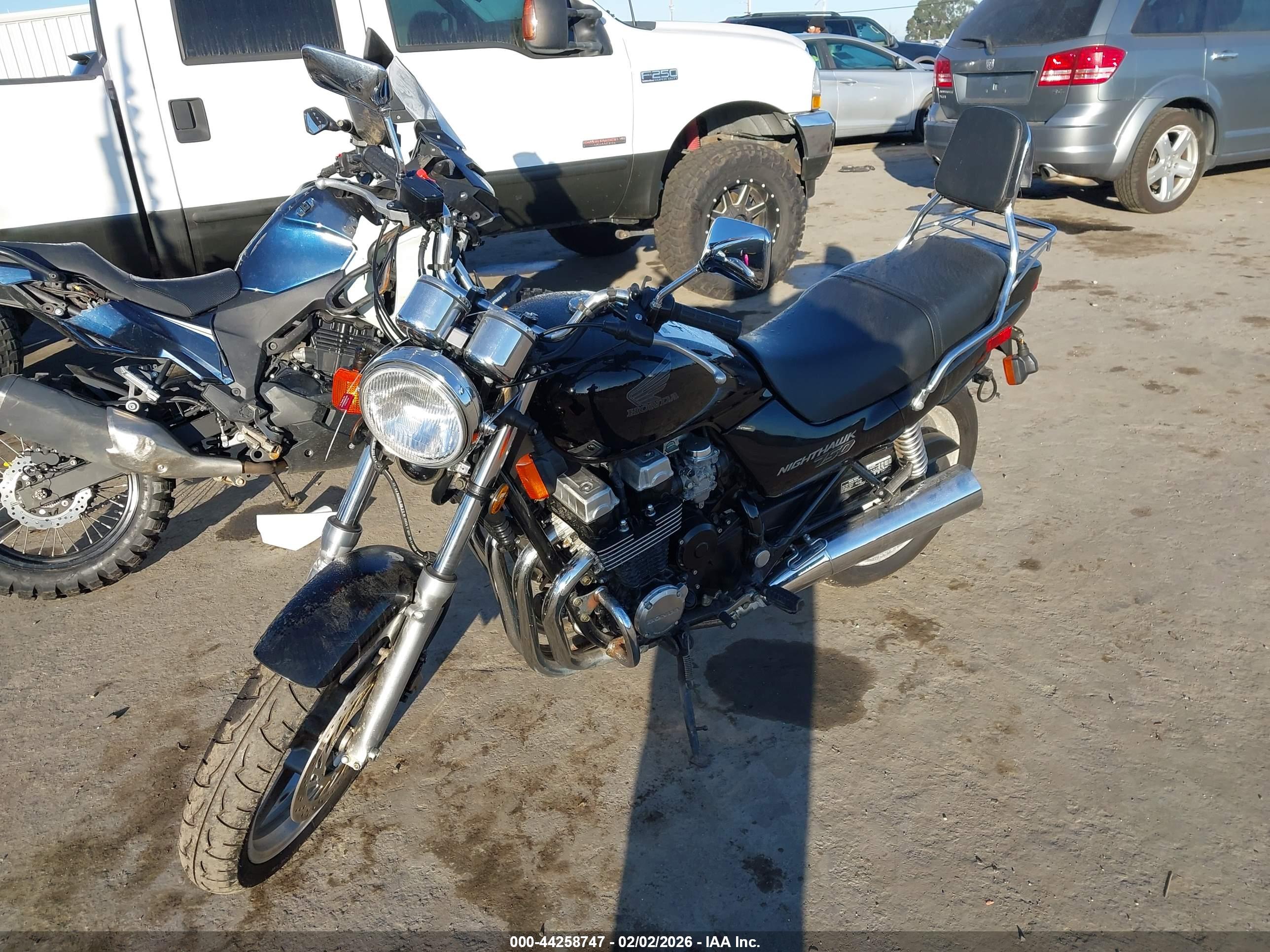 HONDA CB750 image 2