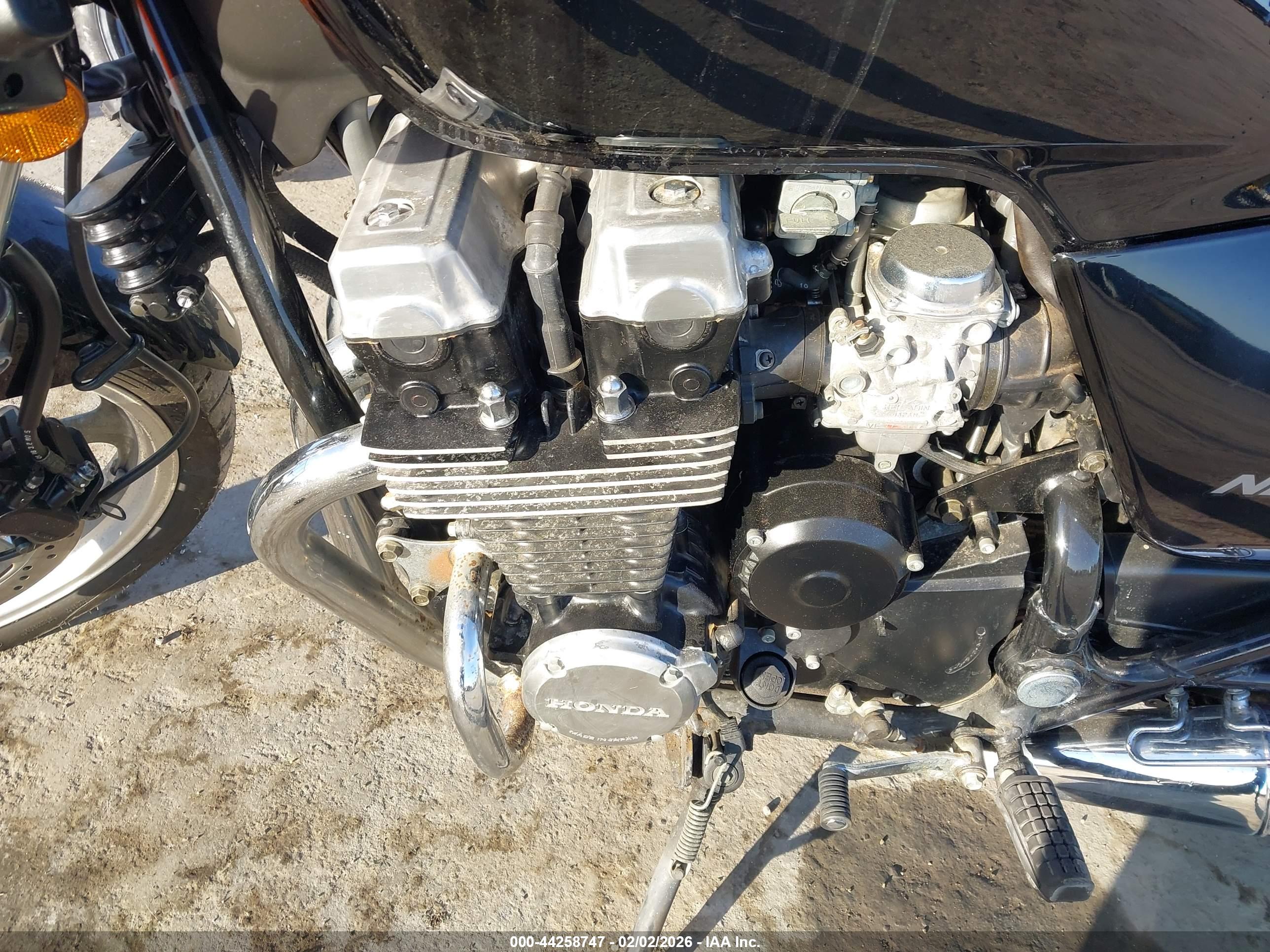 HONDA CB750 image 9