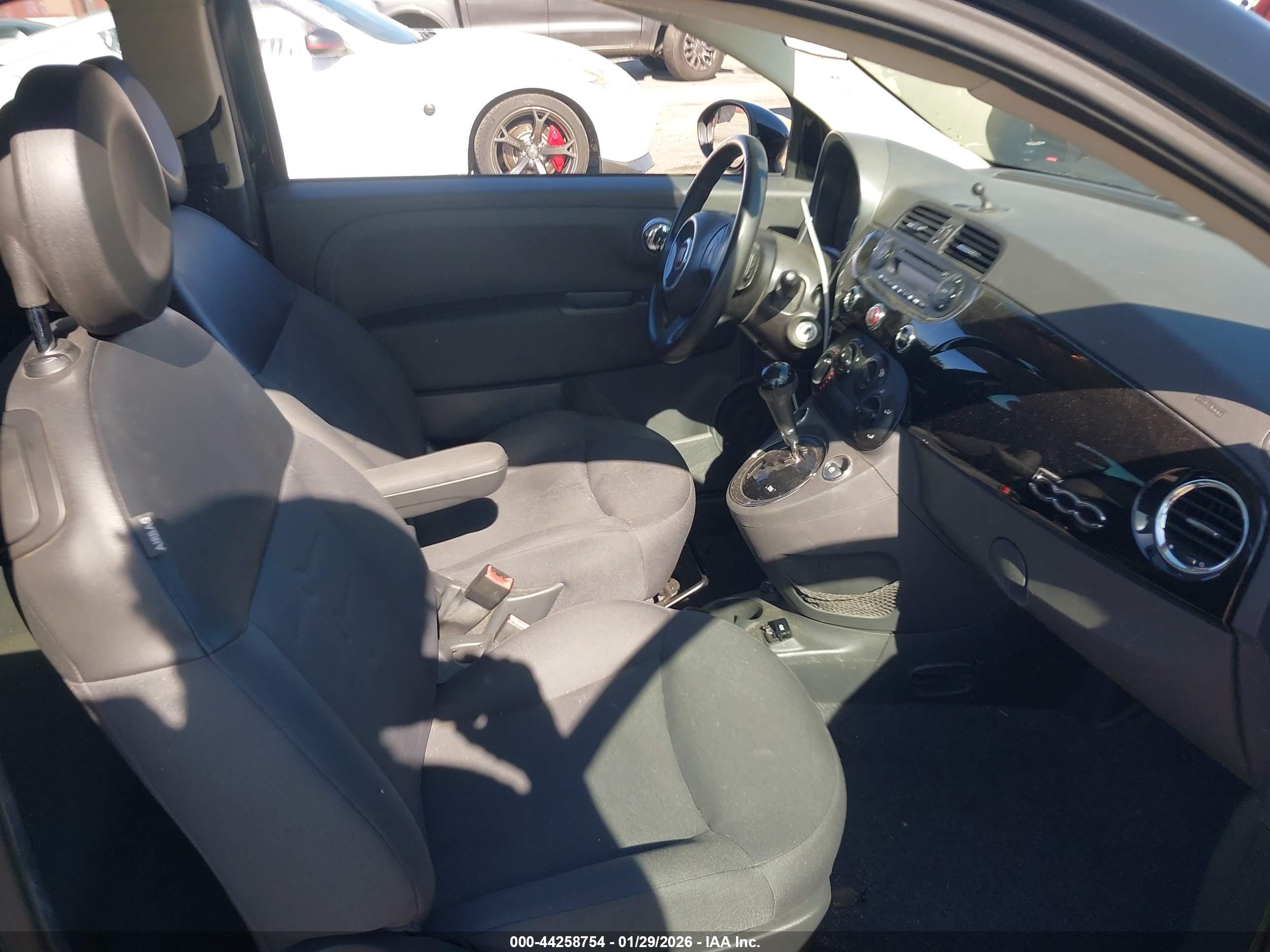 FIAT 500 image 5